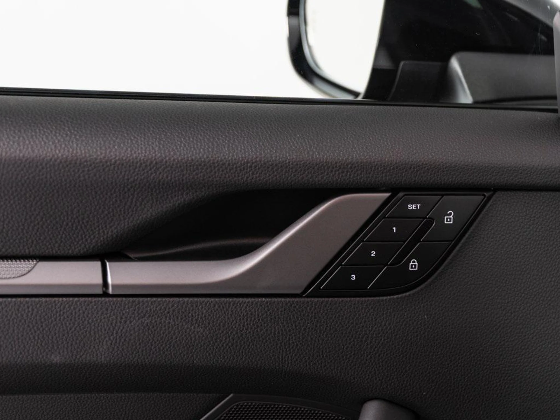 mph028_857794116_EAZW_Nwrqezm_1qu_F_Dtku_Fo7_YBF_8_60697c4b02