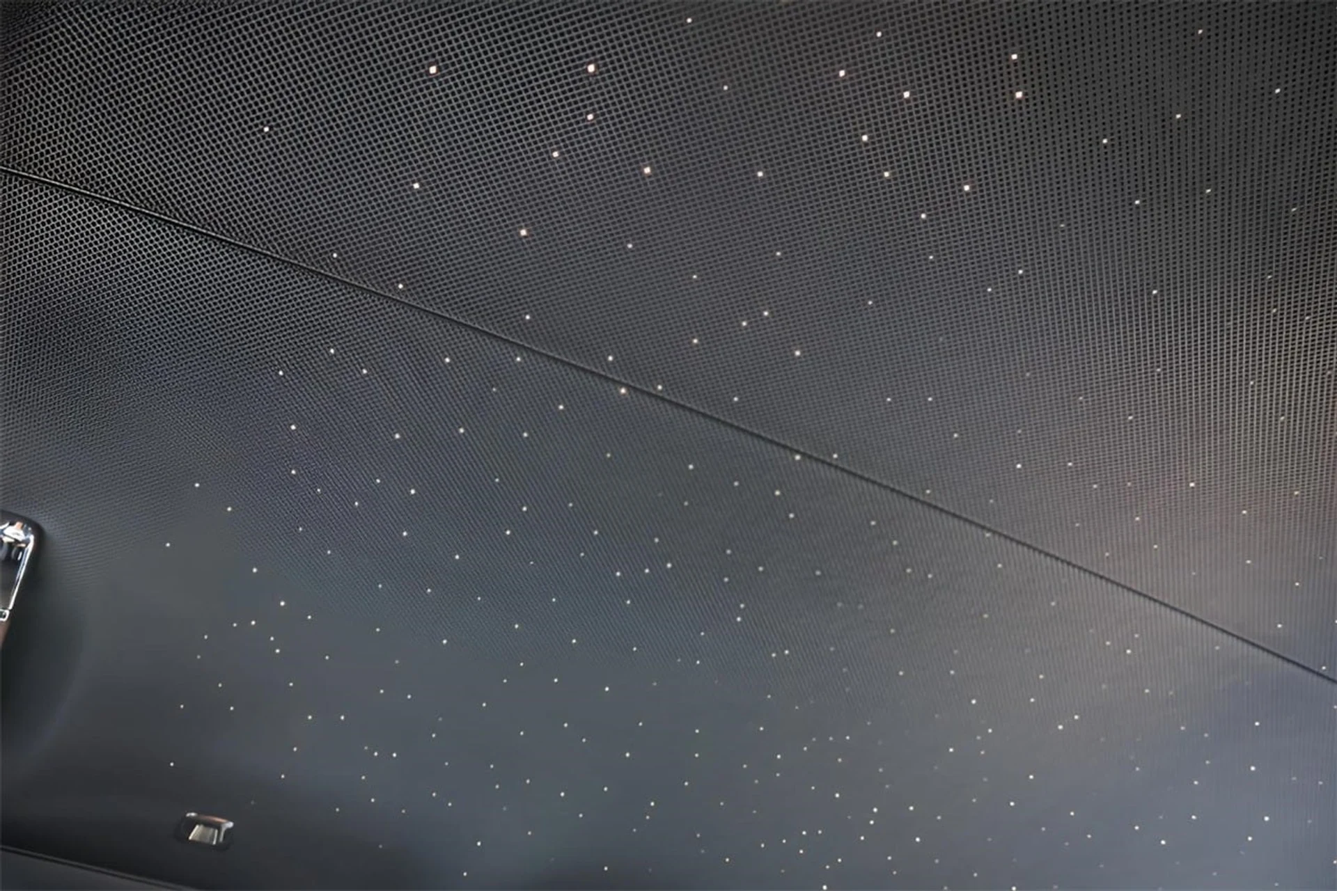 mph028_864152216_29_5c3ac6cc5a