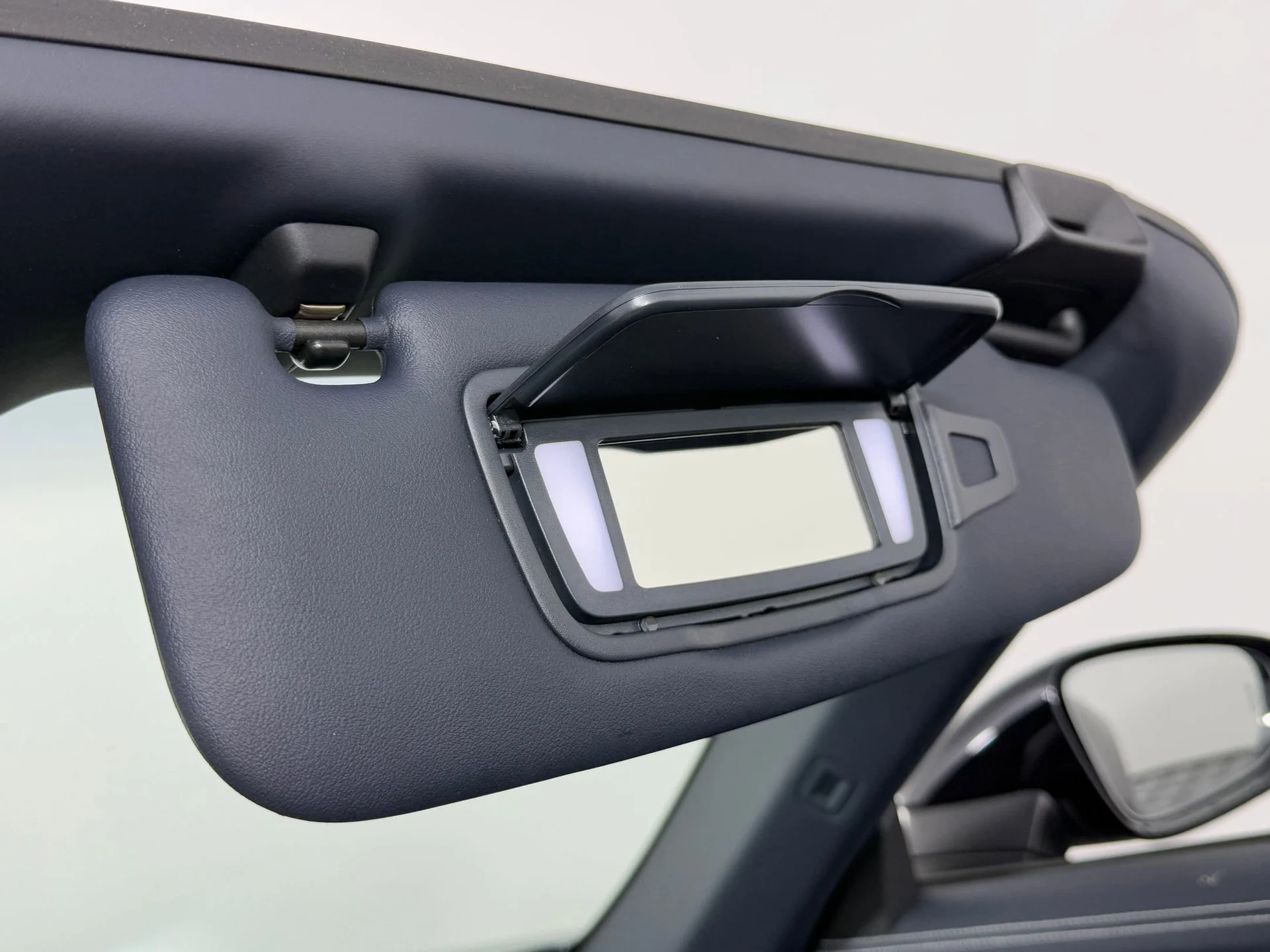 mph028_868982132_660d73c3ee1cd2a2f66685b0c1762acdx_1c95199e3b