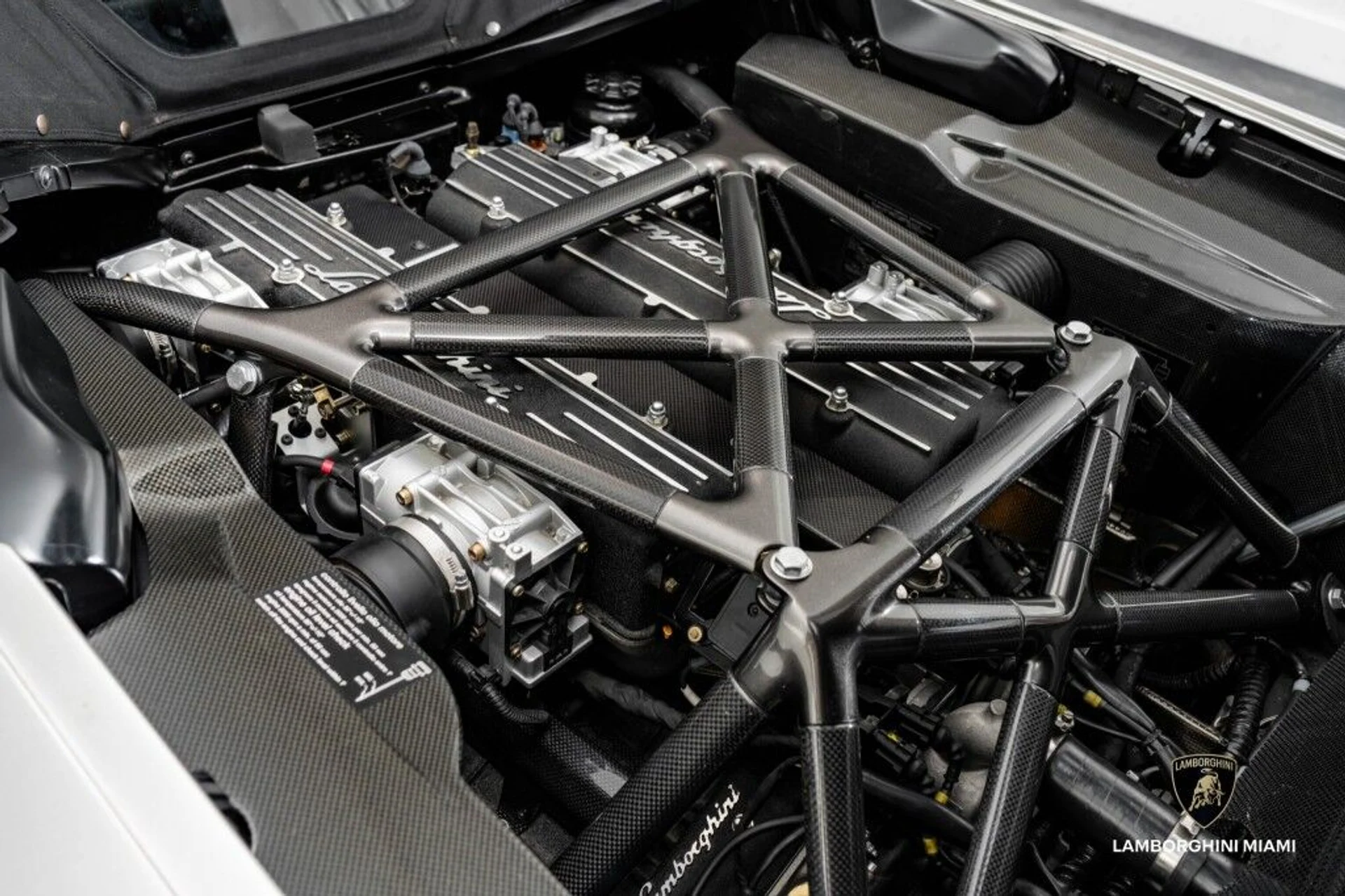 mph028_870588874_1d3efb4aaac095f2976bfcbfa472ca50_d2c661516e