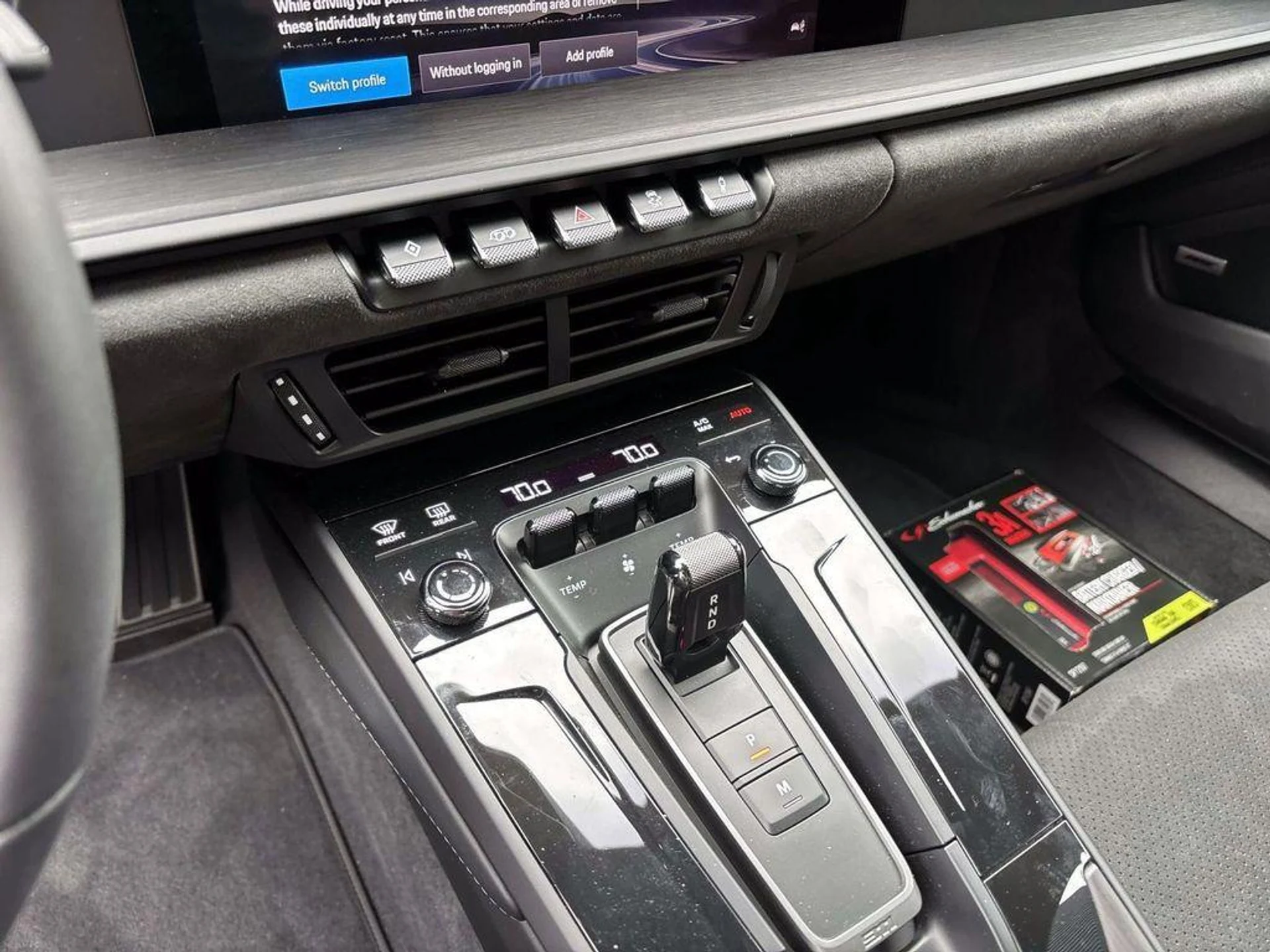 mph028_872362537_ga_XC_Pdz_YPN_9_T4h7_BM_Oiv2_Yra_TQ_a35f0c9ddc