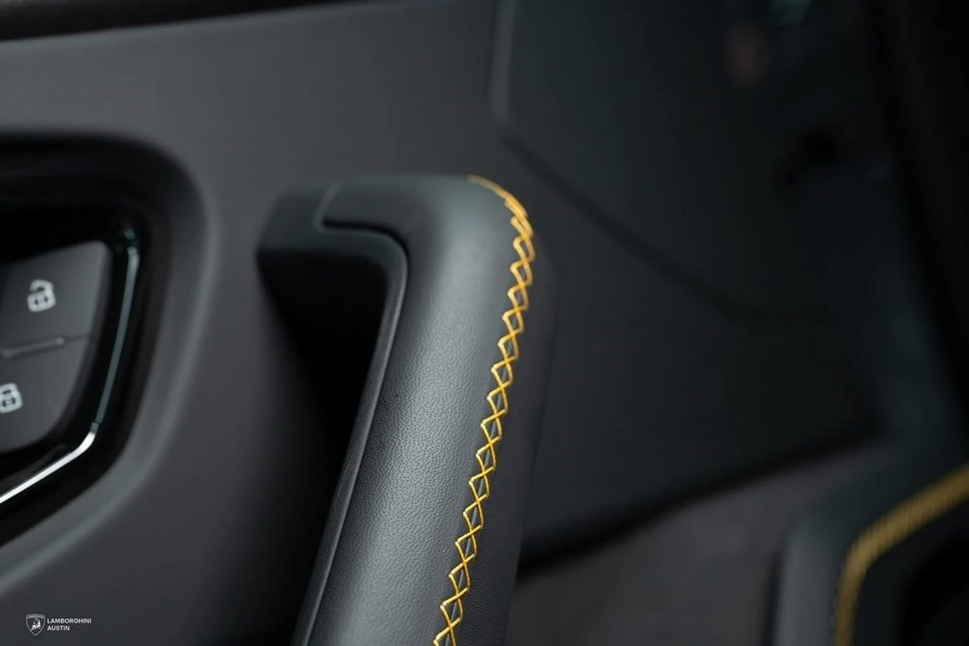 mph028_873702408_858fc093a3aea176f6aa7831cf1b366bx_031b8e2f94