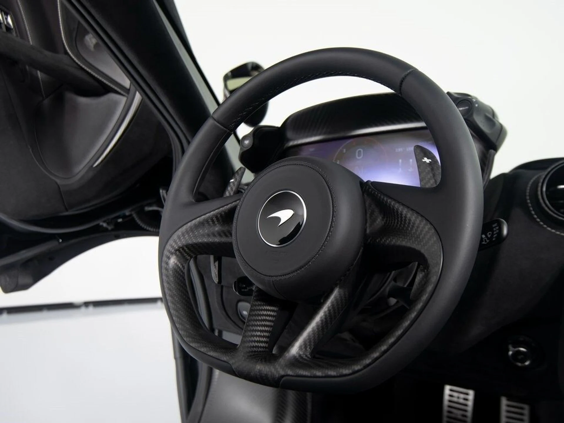 mph028_877177879_b8c197ae0ffe8e3bf0e28cfb79226ff3x_b0a8aa7bbe