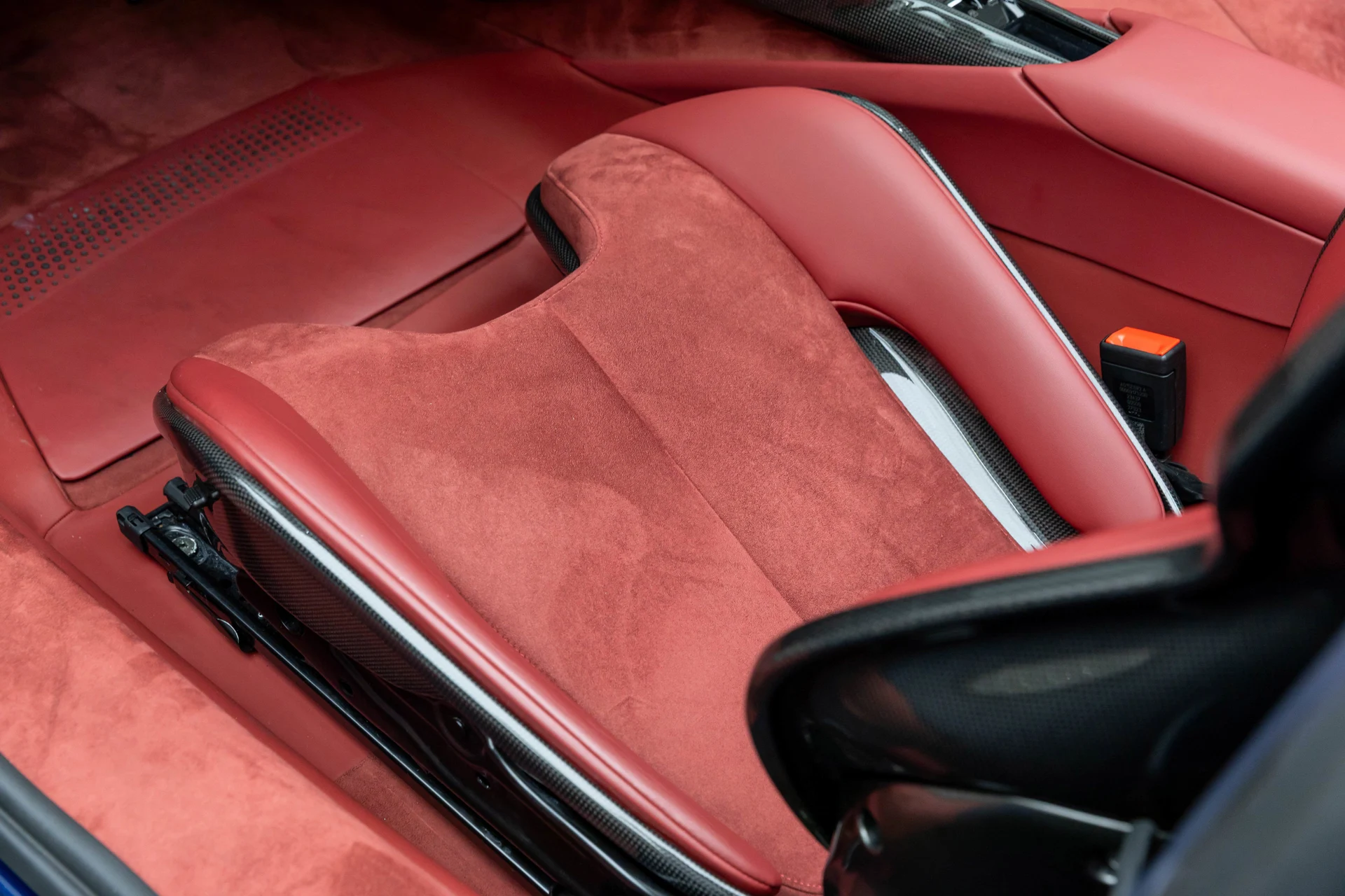 mph028_878608966_8ce9e86ad0364db59cafd72f10267363_935018f60f