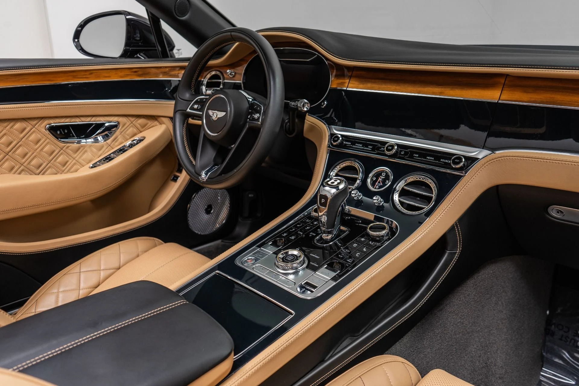 mph028_882216665_Used_2020_Bentley_Continental_GTC_First_Edition_1790888742_f21eba2782