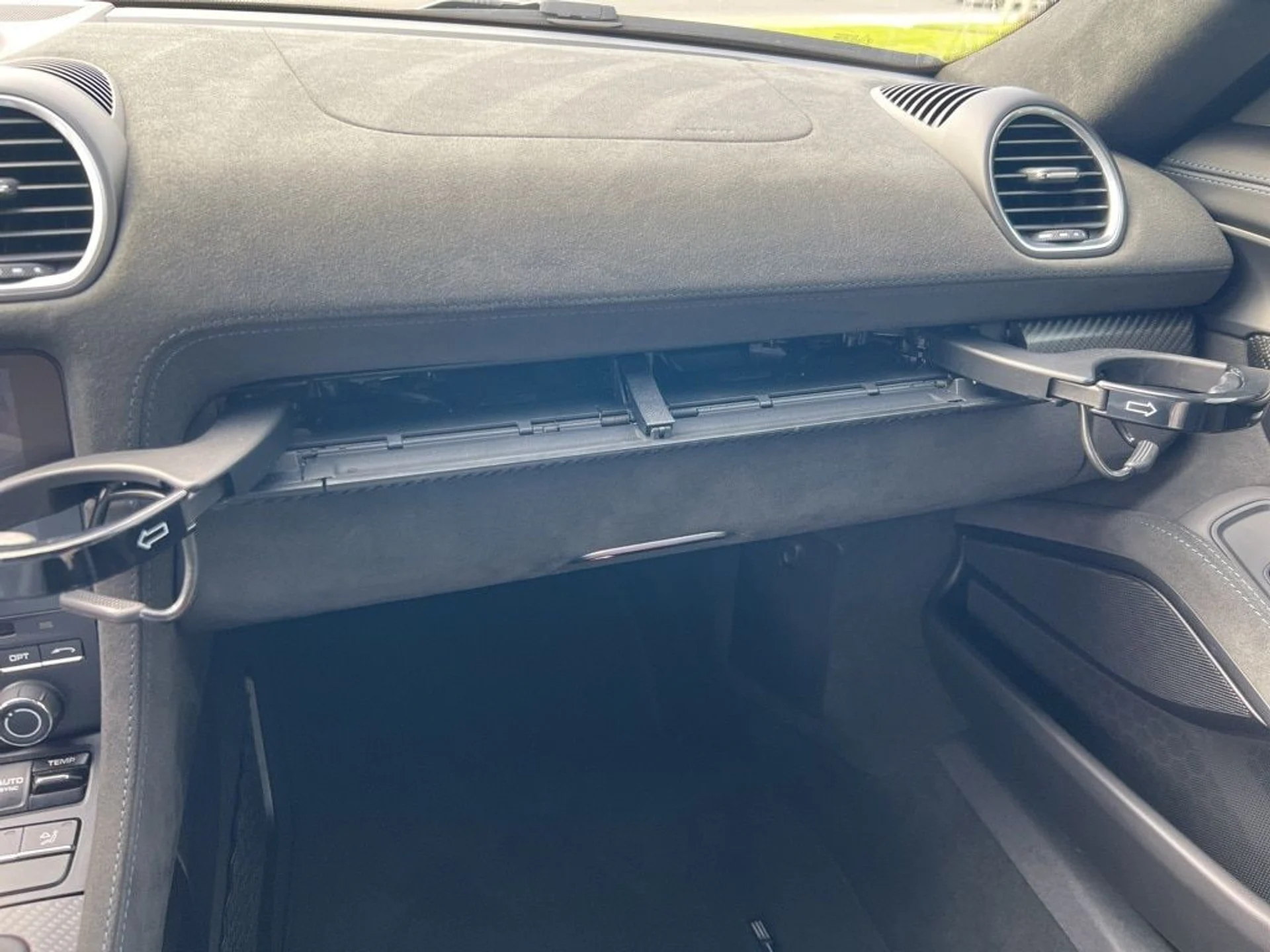 mph028_885719522_f22b243676f56ca2d19823d5647136a5x_2a1503efca