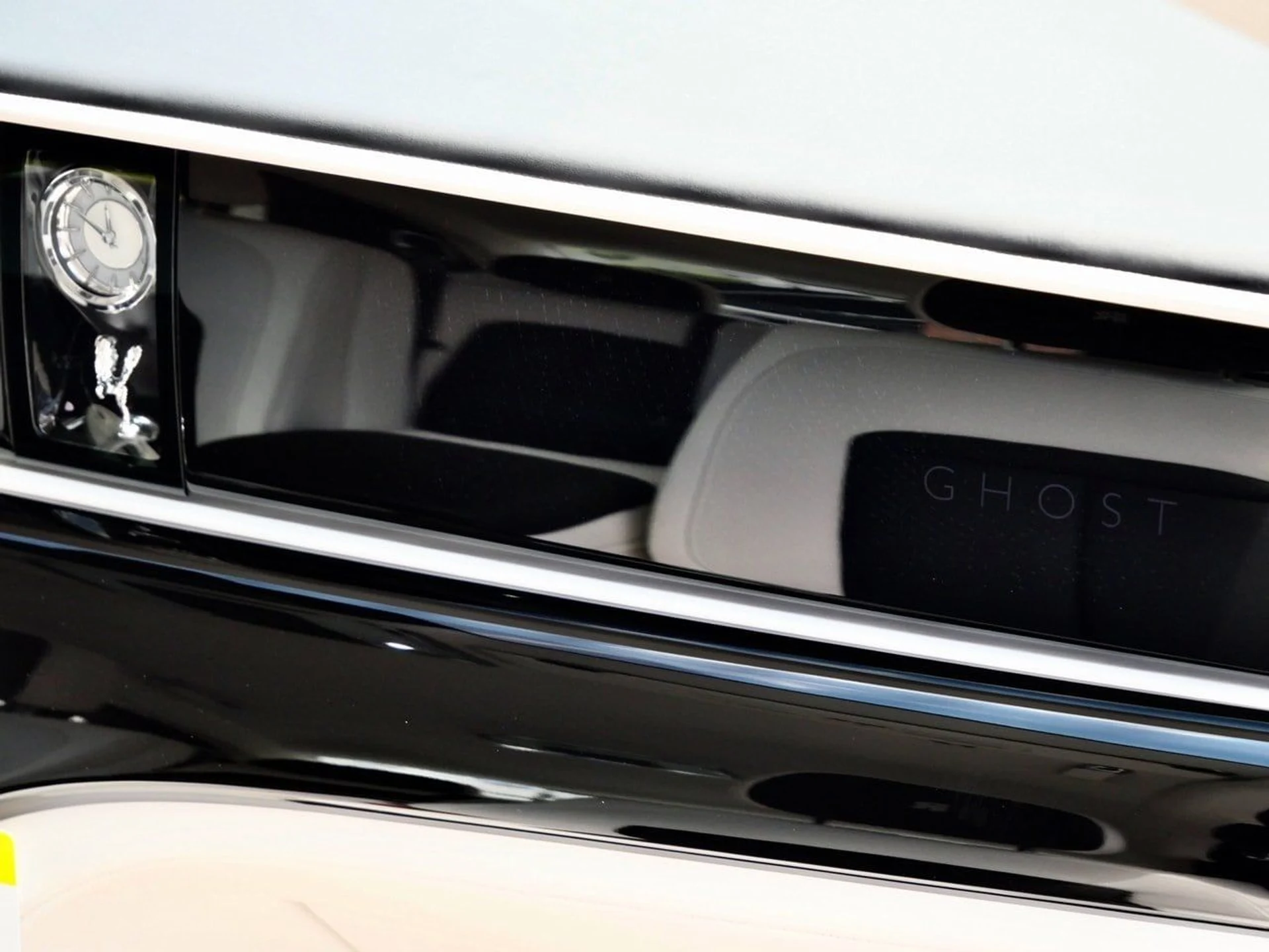 mph028_89437238_183a5bf53c3649818c8d69efbeaf262cx_90a8e94560