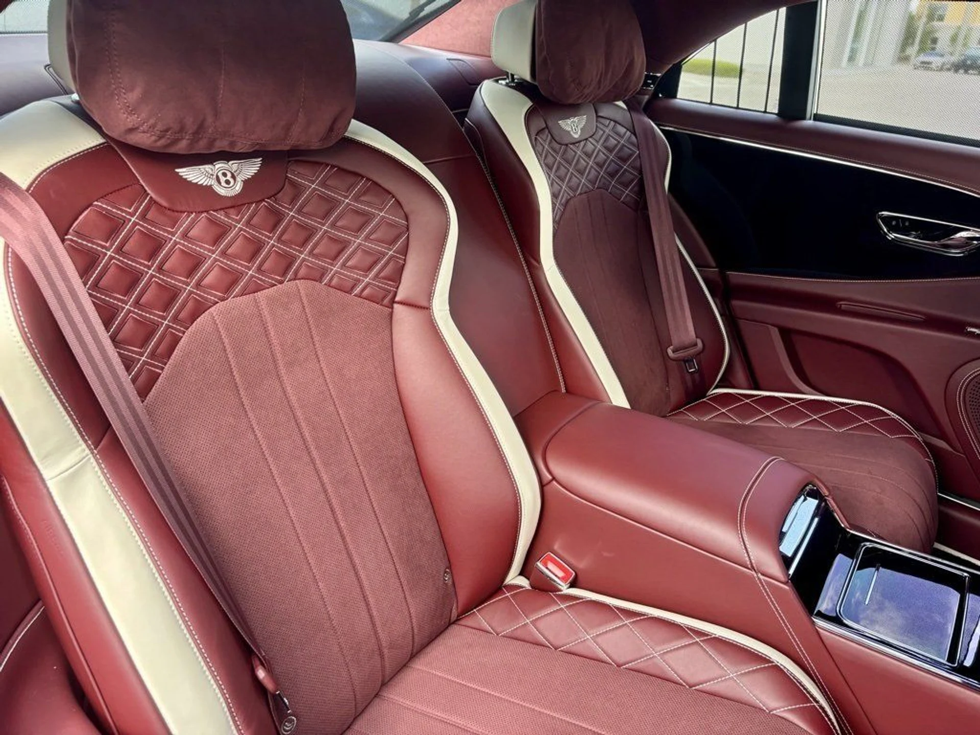 mph028_896631430_9b2406fa707f0d53210f9a315ed043dc_c0c4db1286