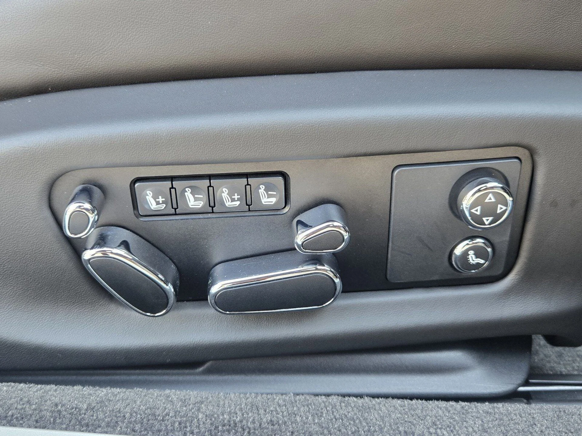 mph028_902621824_8e0529e8868895337382374153cfea07x_397e63d8dc