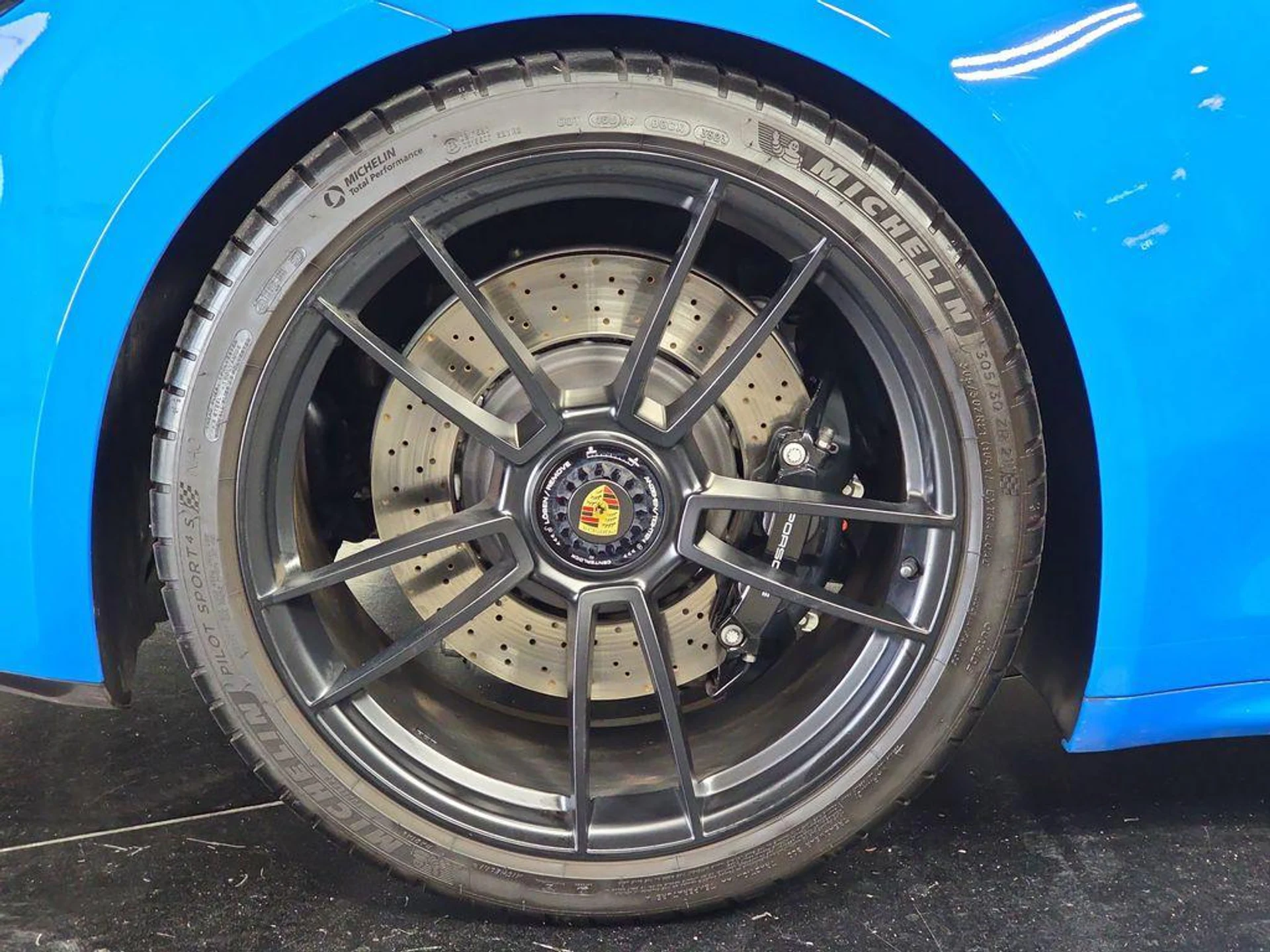 mph028_911802779_J9_O7_LKMKP_2_Jj2c_IC_Ffeezu3h_KUA_8ea0c8a053