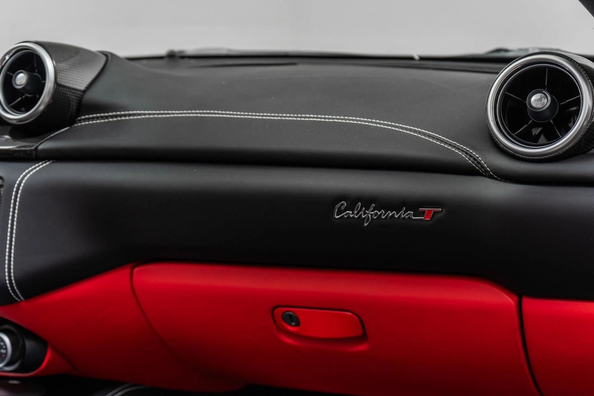 mph028_914721362_Used_2016_Ferrari_California_T_257_K_MSRP_Ventilated_Seats_Carbon_Fiber_Driving_Zone_1790094264_b50c506673