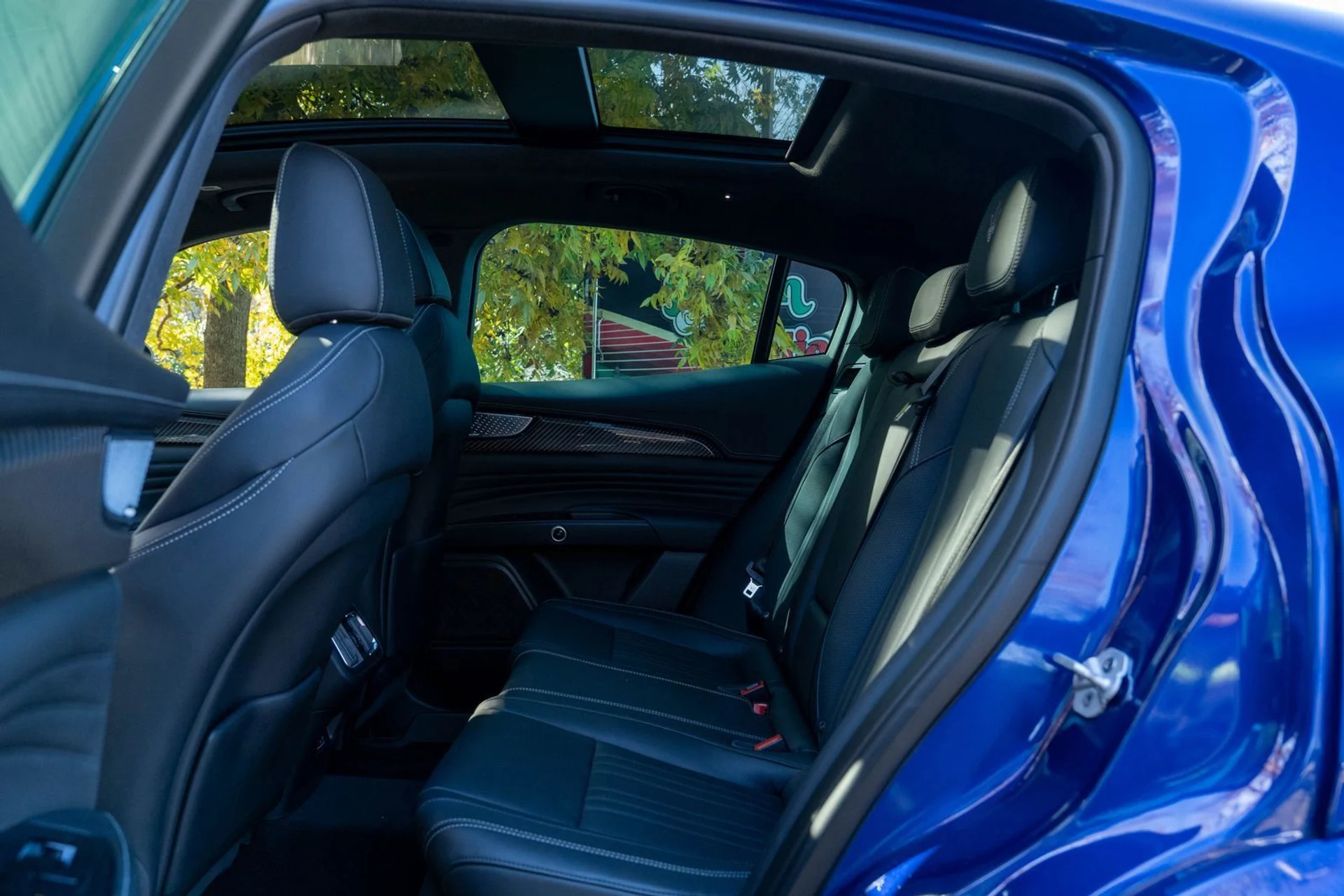 mph028_921650171_503ec56de1c84384af47705412e53a57_f98b6d03eb