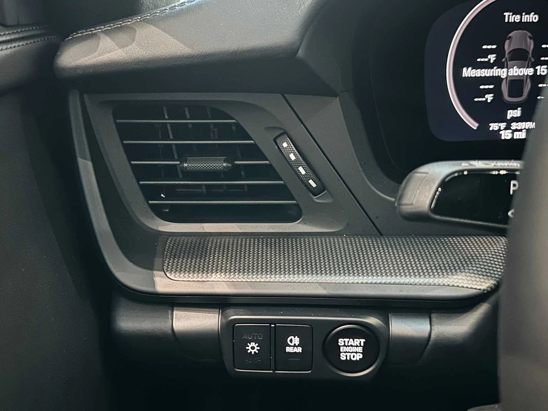 mph028_926628476_29_d4e54fdb33