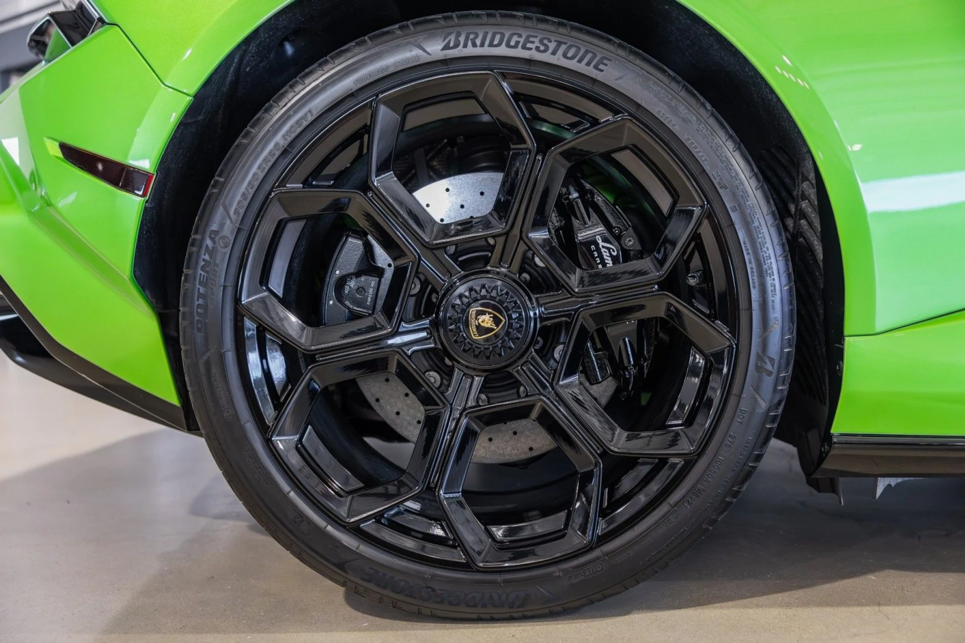 mph028_928382618_DA_33b9ef715b