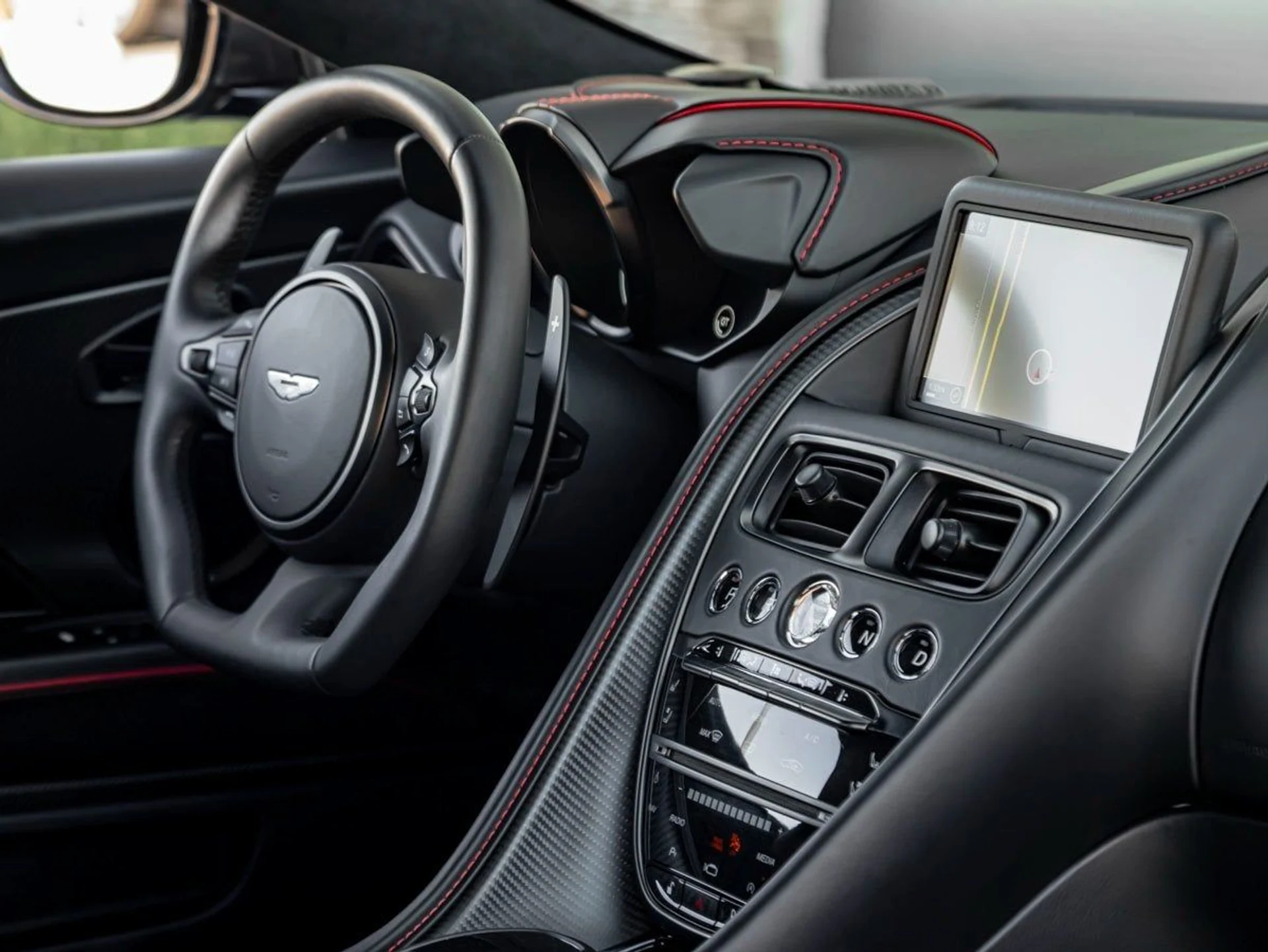 mph028_93155645_29_87a8ce58c9