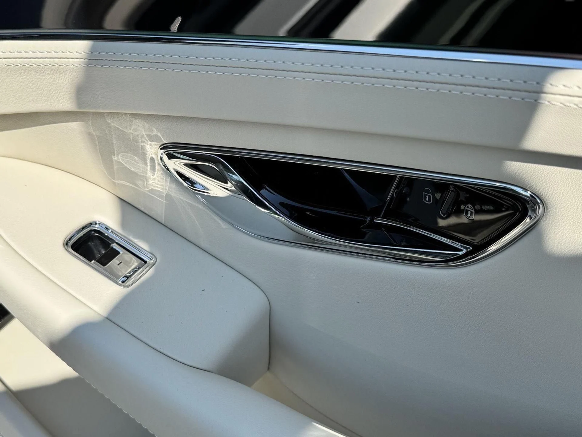 mph028_935185161_9668b8cf5bf25a9ac543c13f25346224_87650eae8d