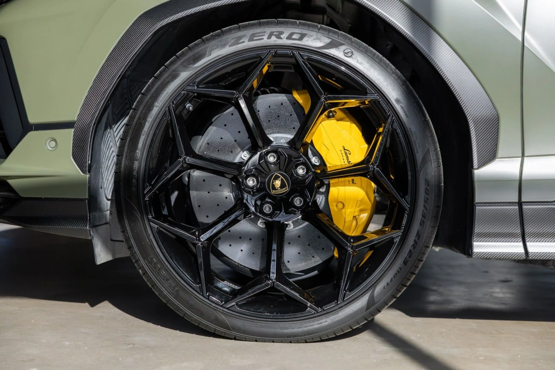 mph028_938688988_p_Q_e36790ea41