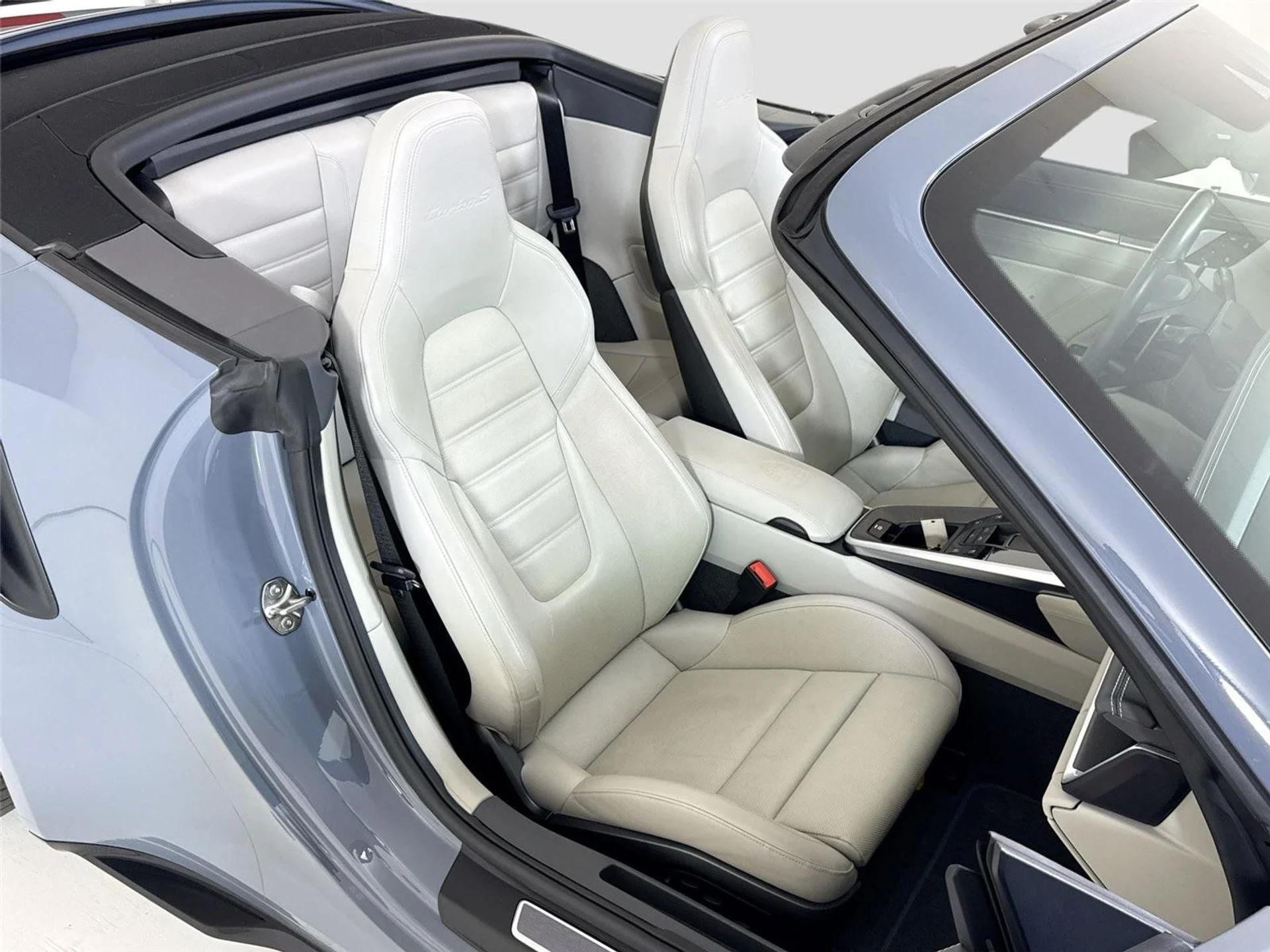 mph028_940064706_e9882f1c0e9e9638b806af8d1fc07dd7_8dc51e795b