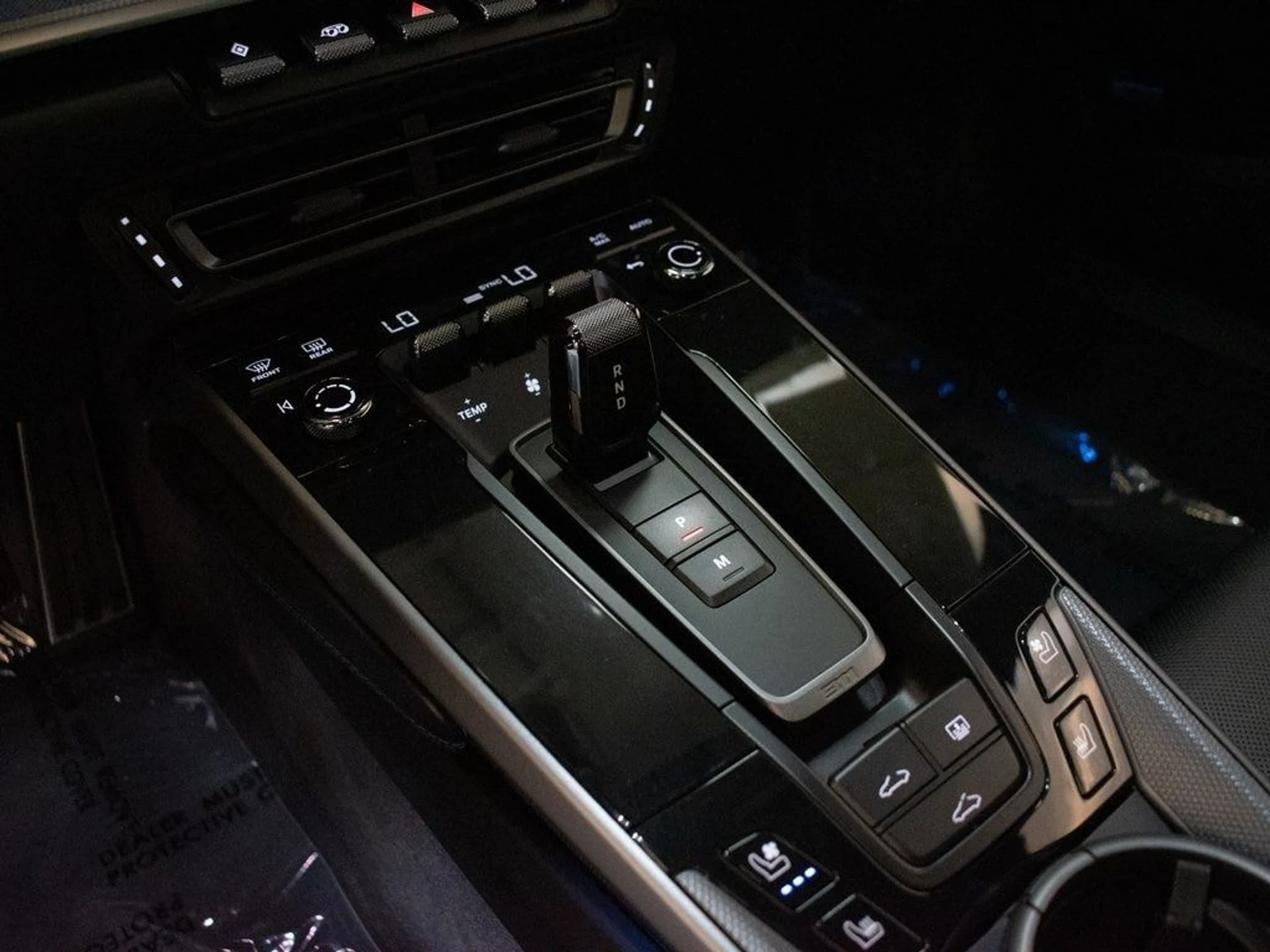 mph028_940764964_d470d623a03b5eb1834c21d7629ea70dx_f77d534cb5