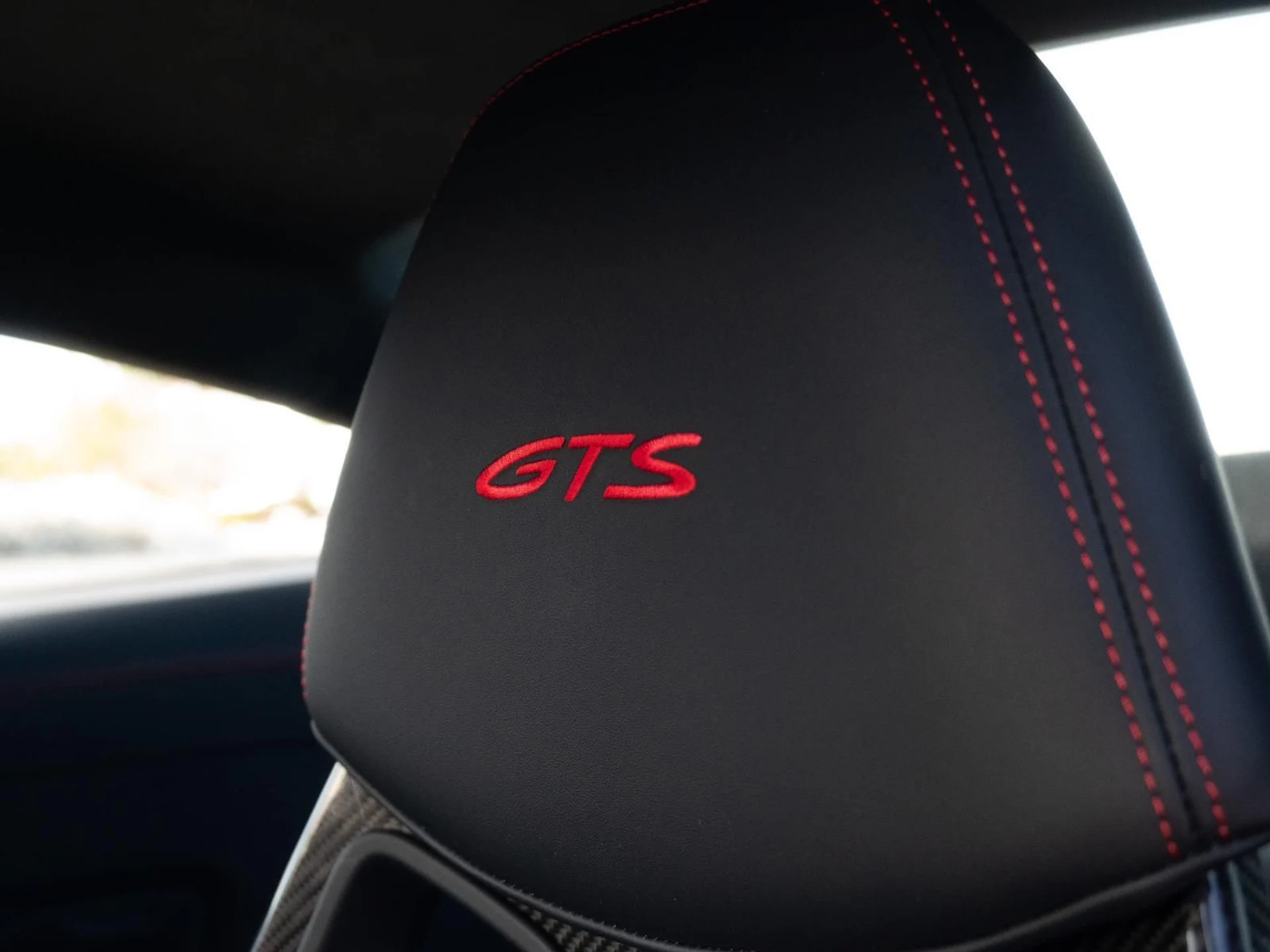 mph028_946639723_984944790a5def13ab30a68e89f09a27x_40f85f4681