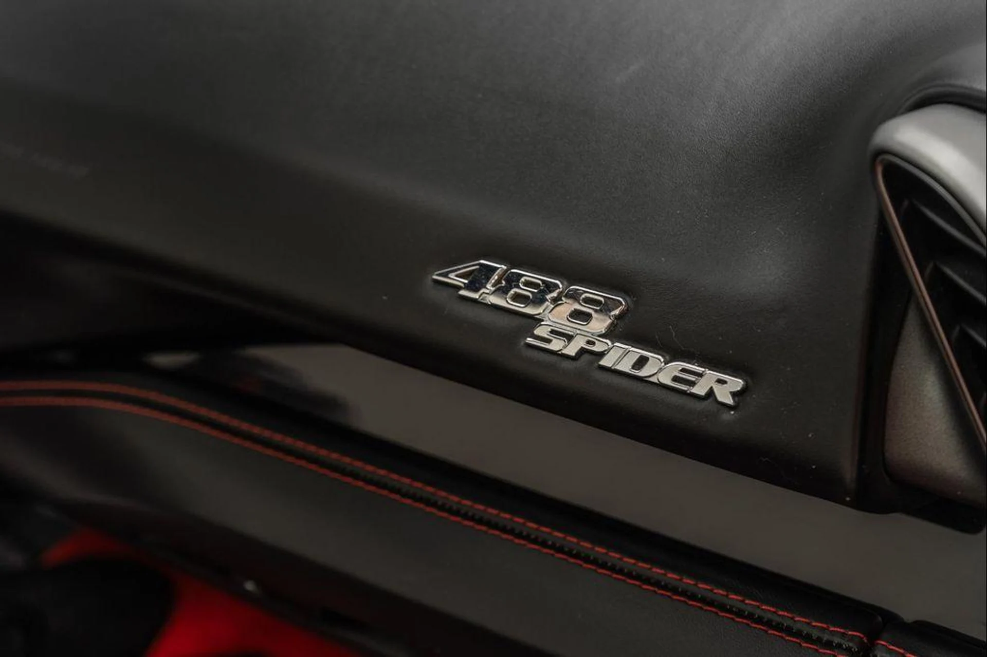 mph028_947058103_Z8_An4_L_v_DR_303_AMI_9_S_2_BFK_Ew4_e43caf066e