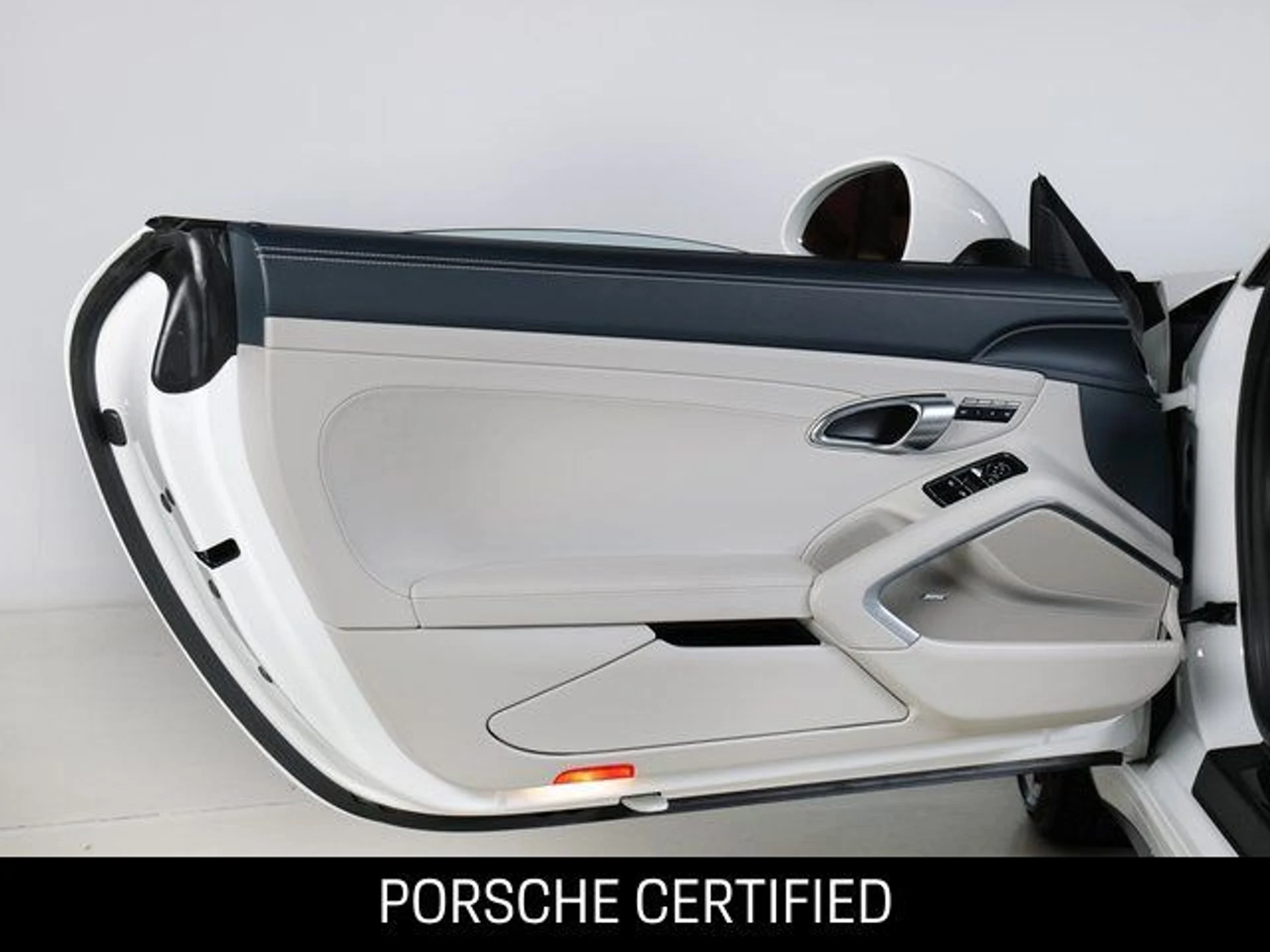 mph028_949488189_41e02b45a1f19b7986249646cd2cdf37_859c1fbb00