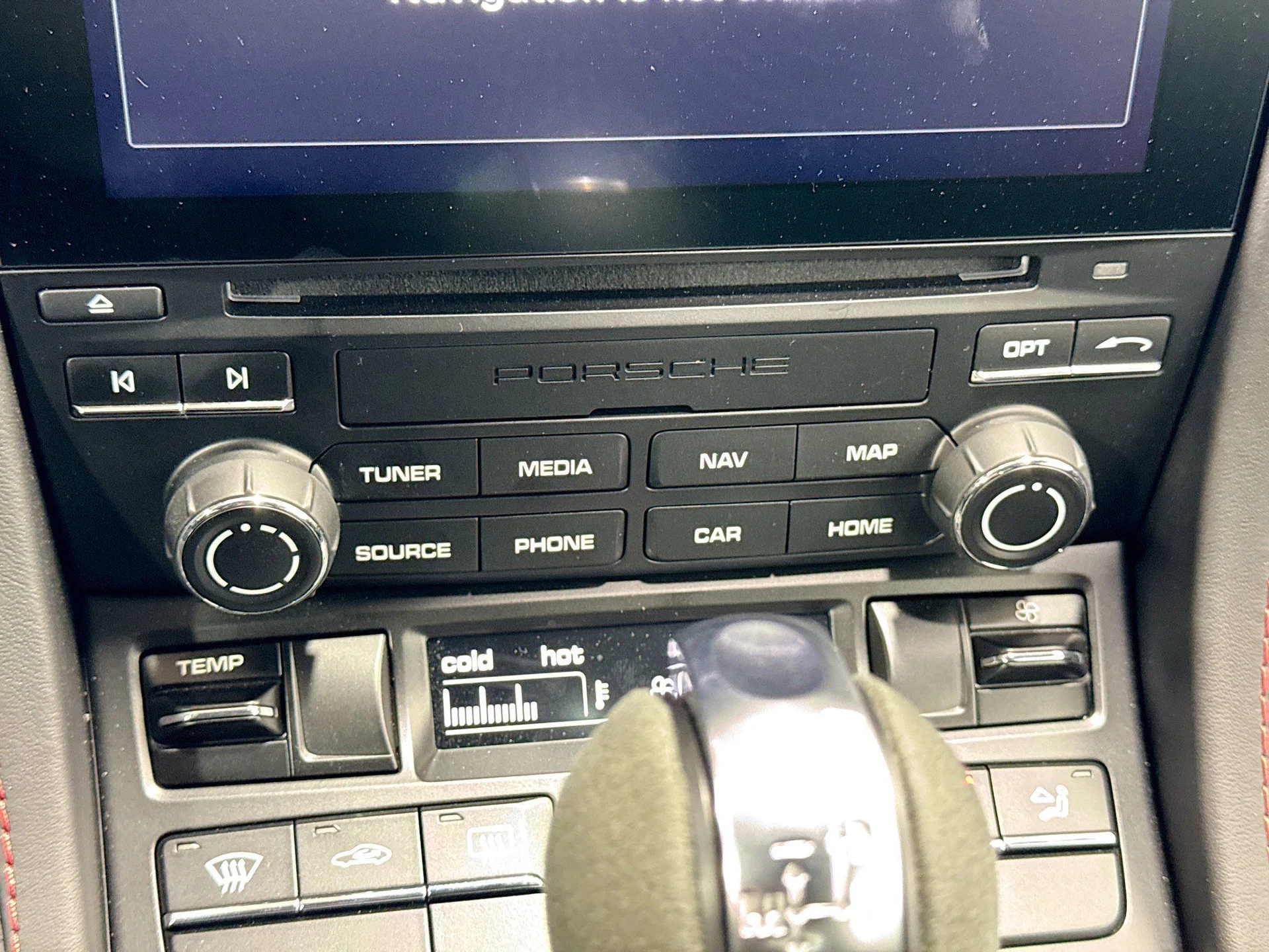 mph028_954627631_7660eb79e575f78e527f77d3ca47b6c1_d43a525313