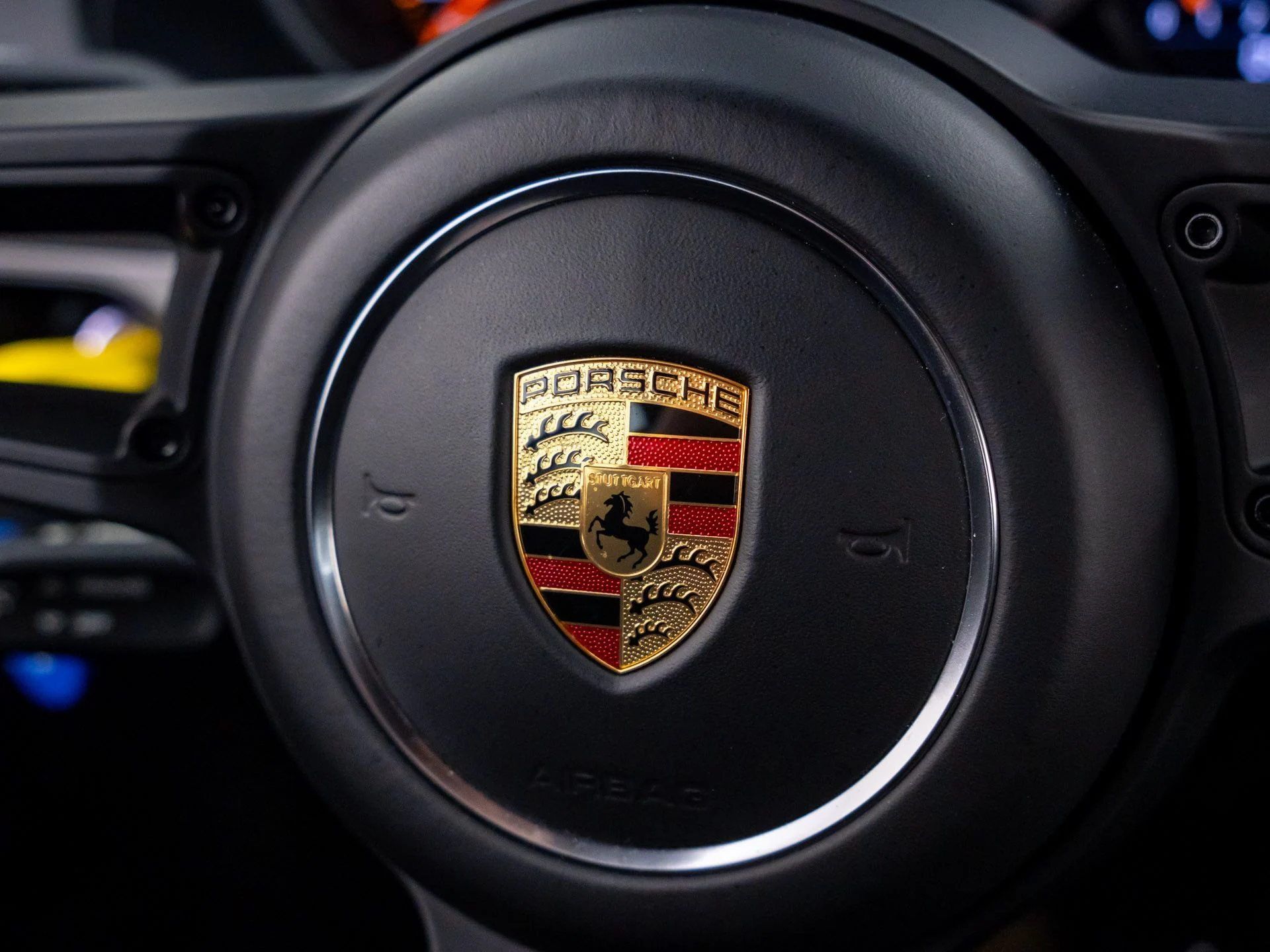 mph028_955348473_ac0acea6df8306636f524a080bc8cb8bx_3d25a8ef40