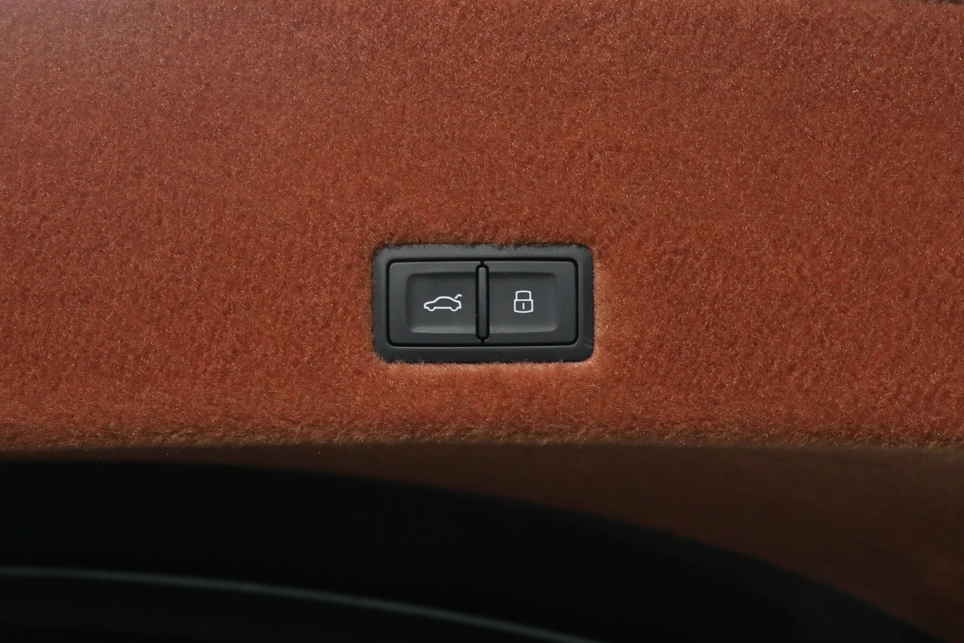 mph028_955483084_f6e7d39881d757d63dcc01996337d2df_b616a52394