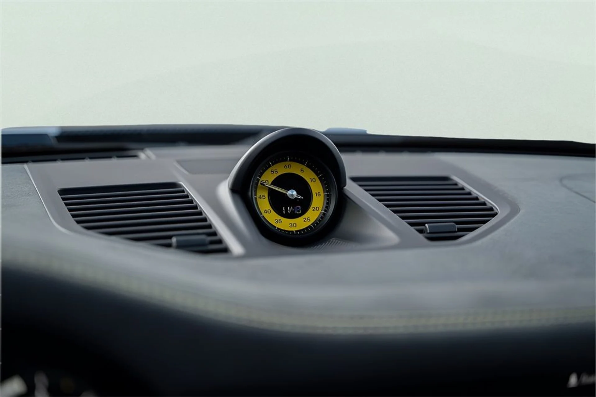 mph028_955636391_image_30_cb86b512fb