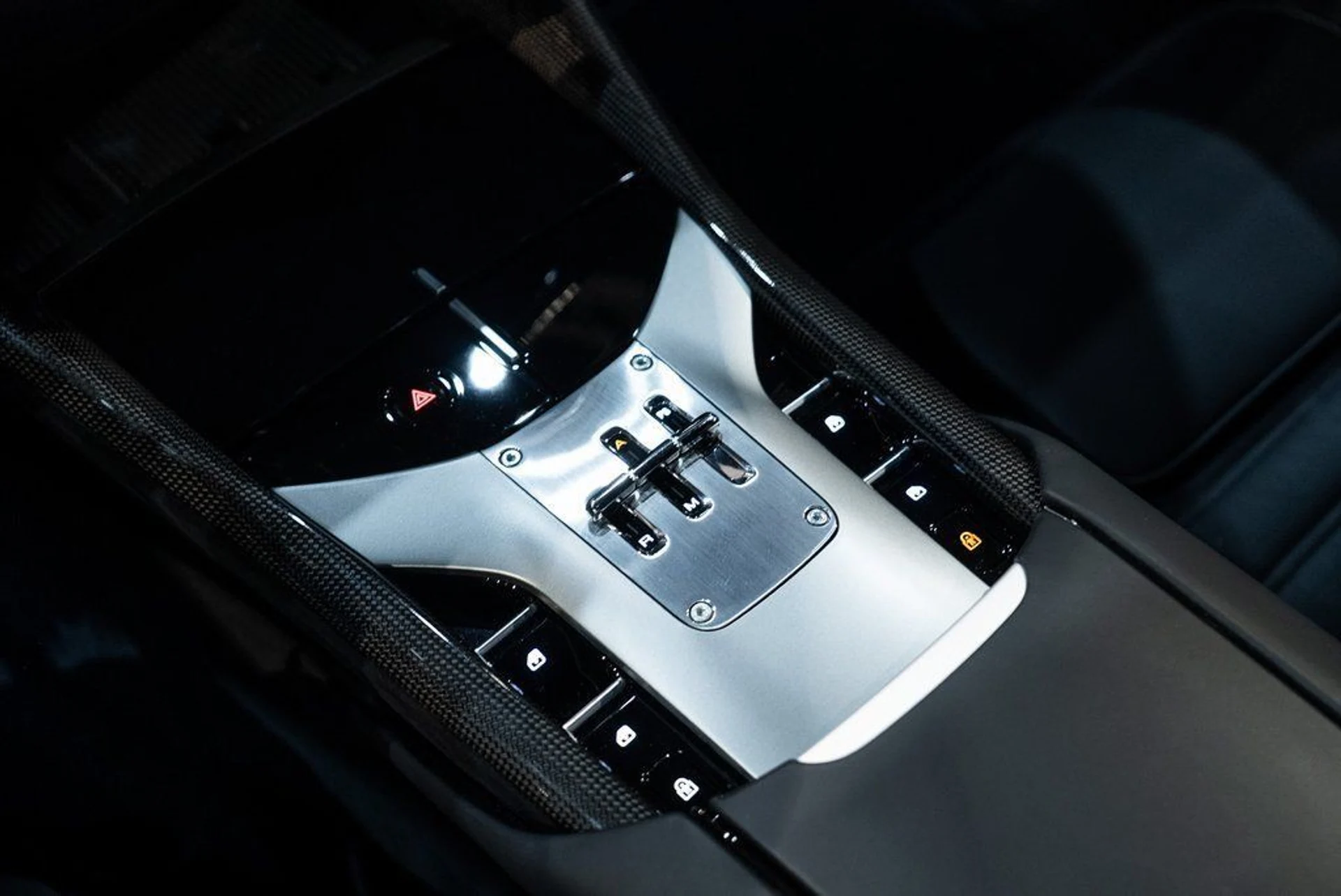 mph028_957409127_fe55d3aea113deb4ff919ae86cc51415_6846e703dd