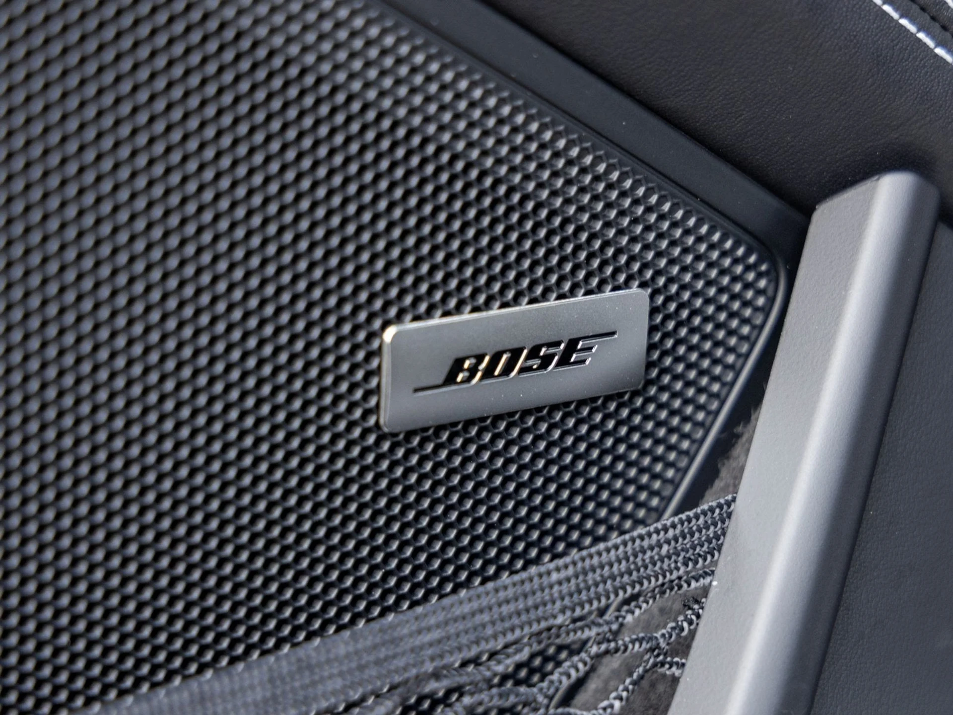 mph028_957588110_29_314f3d2491