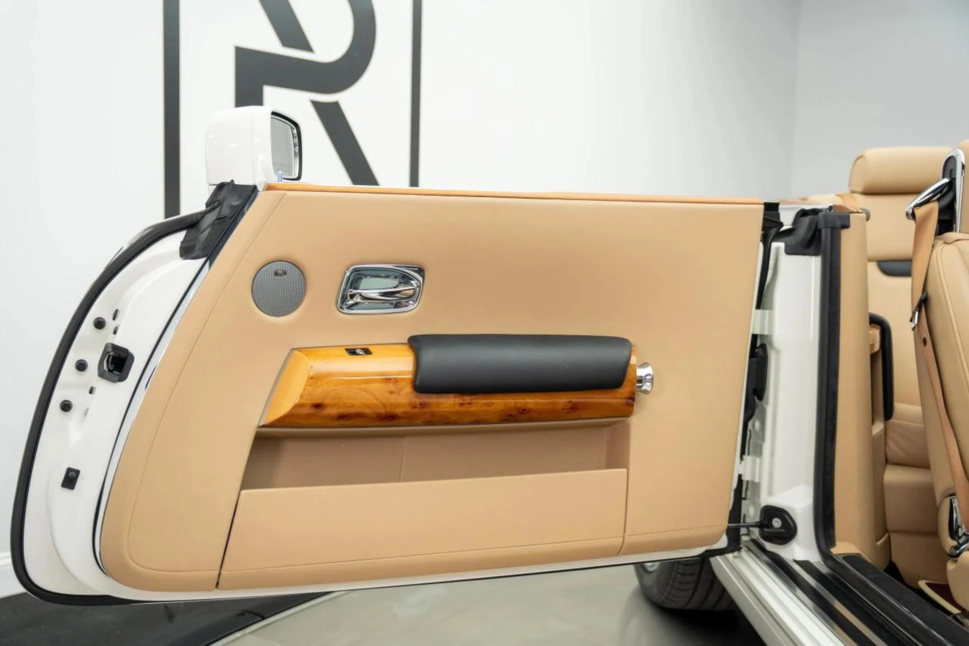 mph028_959467563_54030dc89a64110054308892804a8e31_76ae10fdb4