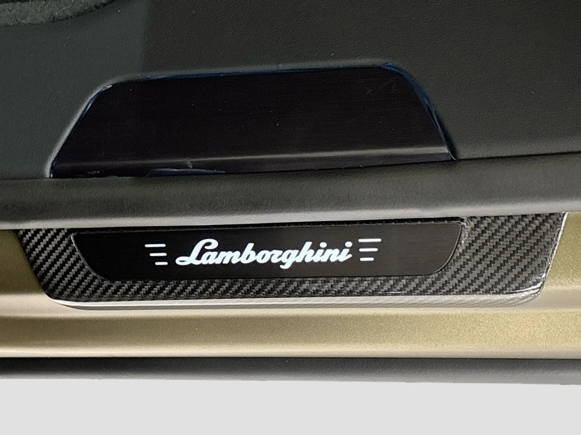 mph028_96455934_9a0147fb500f4a111f1185111b99cbf3_c8a185509b