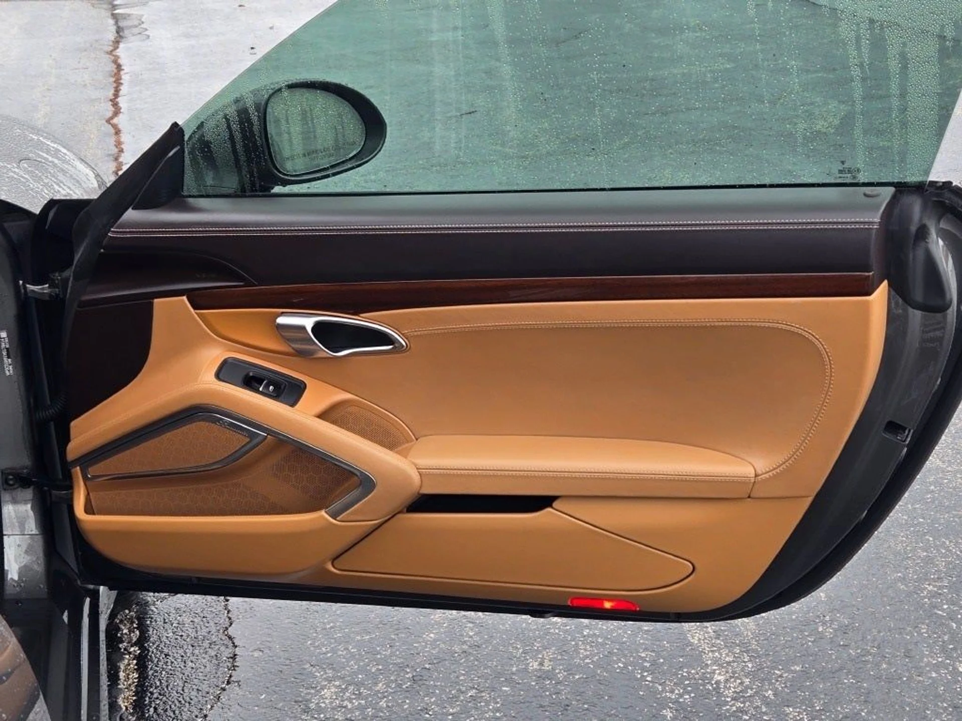 mph028_96863057_29_74820ee9c6