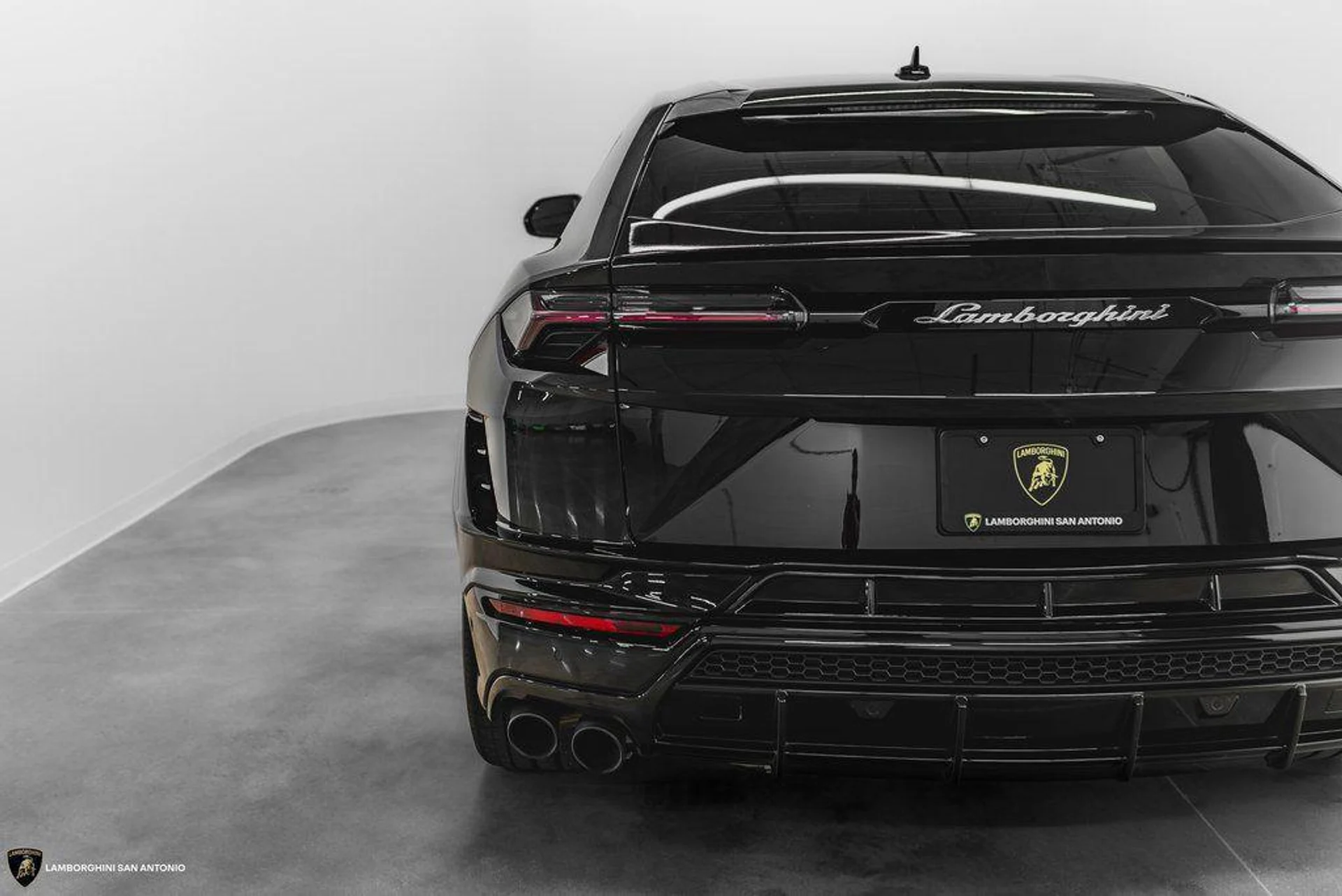 mph028_971293693_Fxi_D0u_Ewe_I_Xzl7u1_F_Ajv_EB_28_H_Ew_a54592bc0b