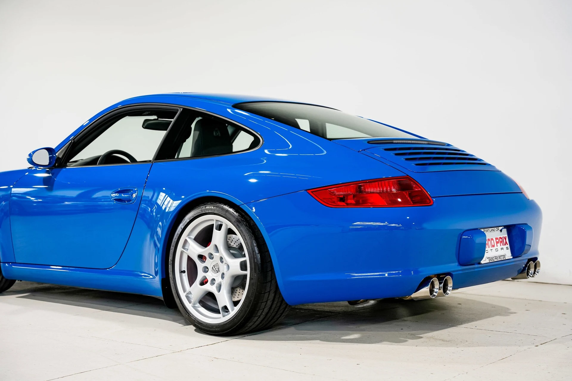 mph028_974720795_7d436b9e0de7bc92c766df48db7bc544x_e6db7710d6