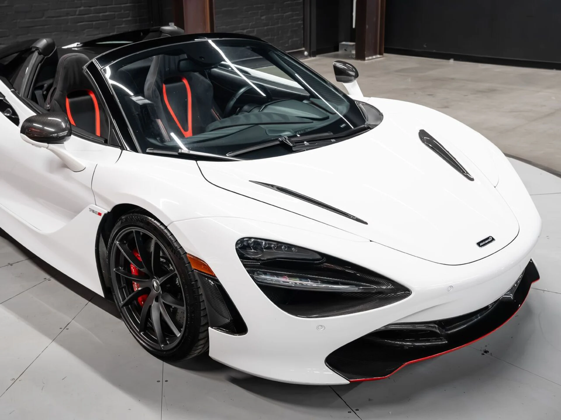 mph028_978980607_mclaren_720s_2019_f84c9662ab