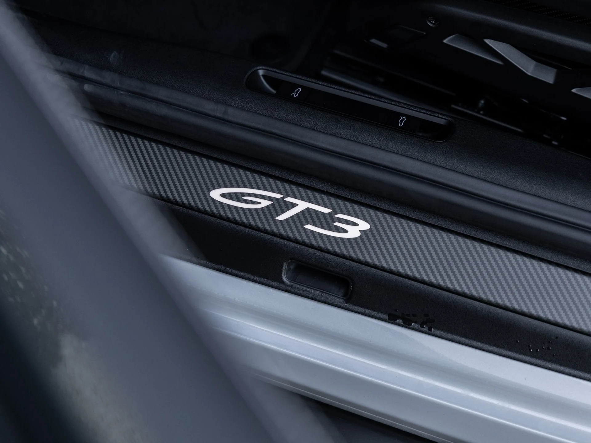 mph028_982179558_30_09e8a2655a