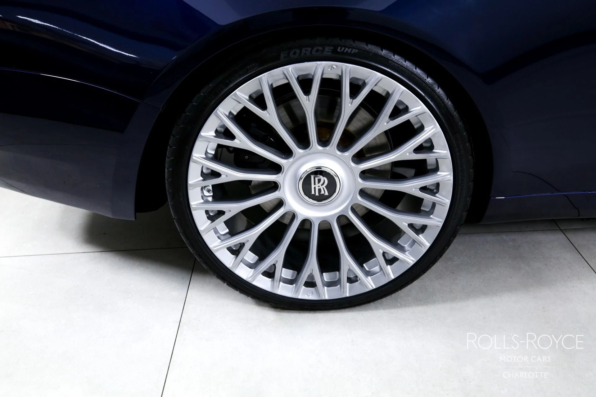 mph028_985850958_Used_2019_Rolls_Royce_Wraith_1743453383_a09c3d2f13