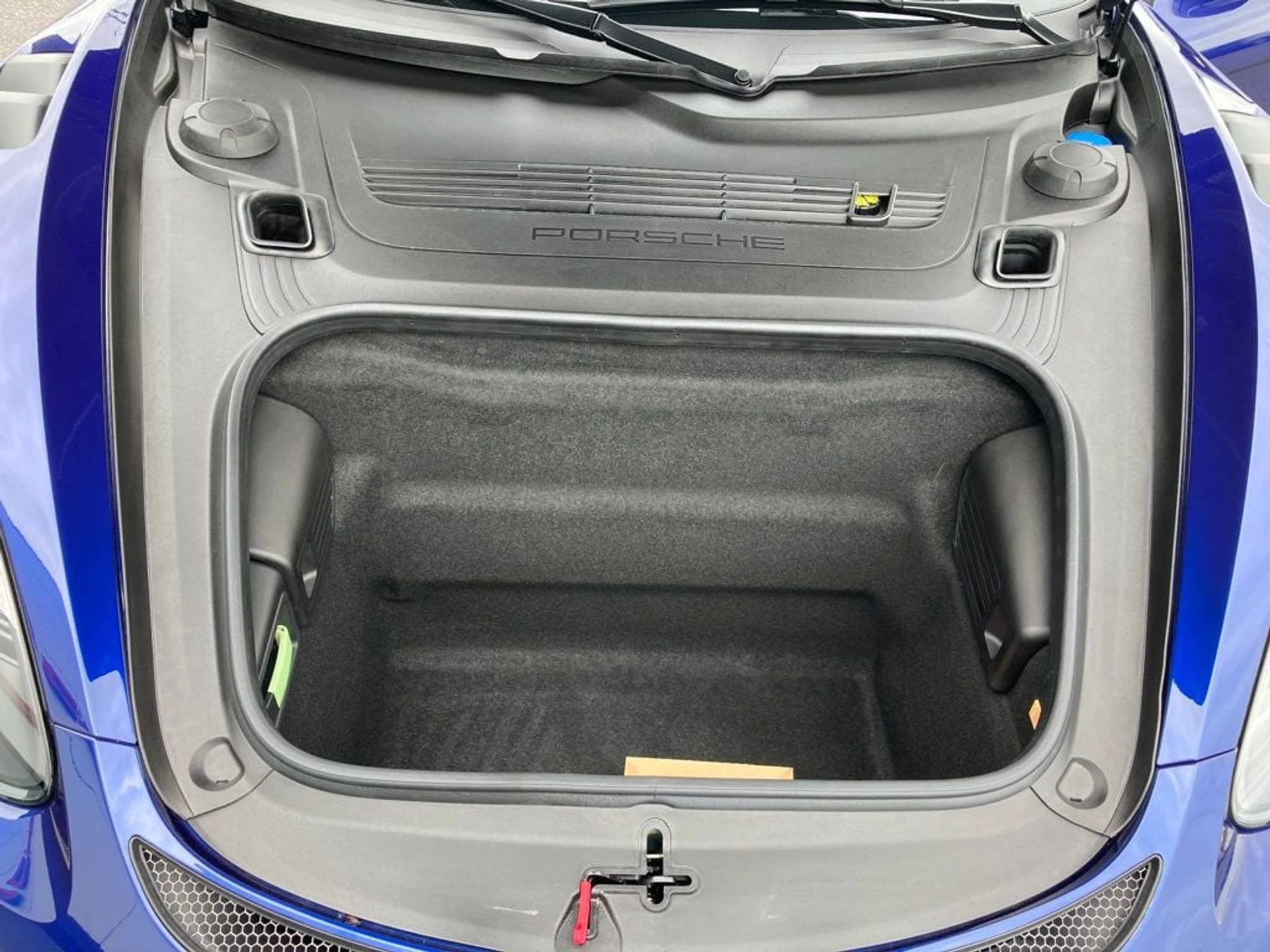 mph028_991678842_d4c4a2d47b1e46c147e67b36d90f83a5_c5e33c8fba