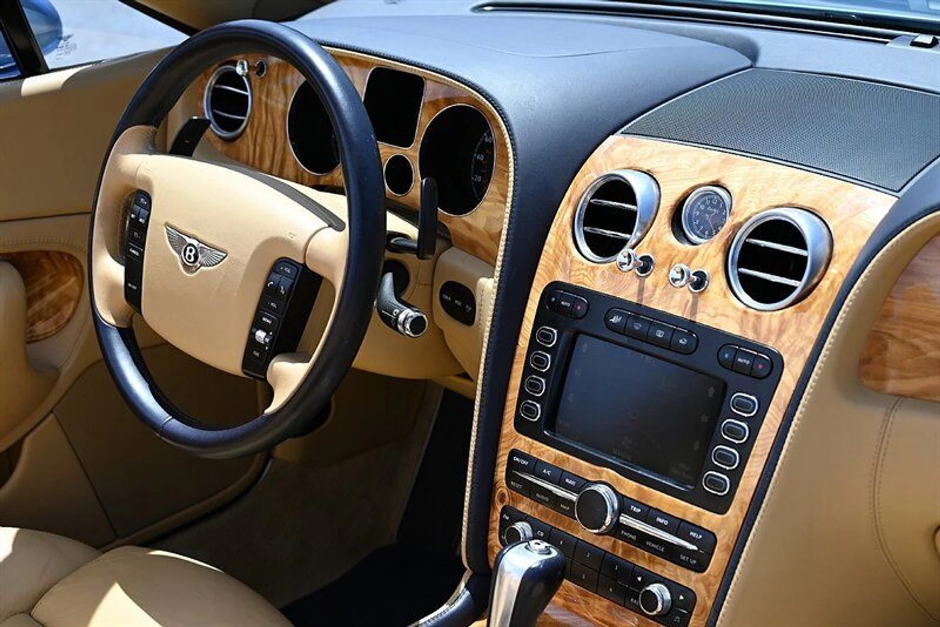 mph028_99618024_d9a86cbbd4_800_f0d276c8ef