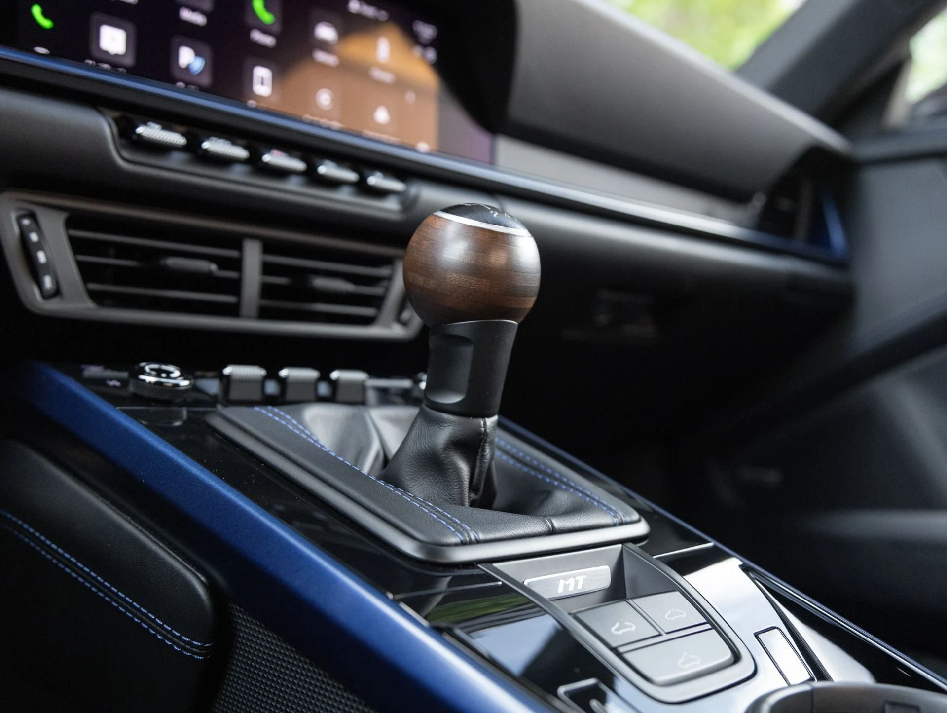 mph028_997778575_29_3040fb399f