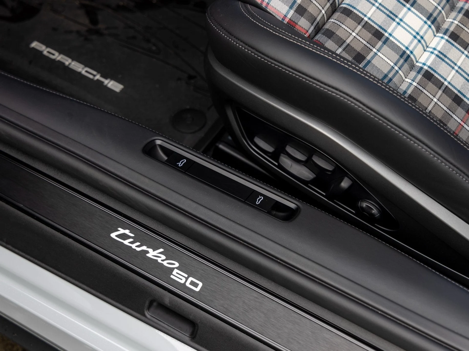 mph028_998622227_29_8154126a00