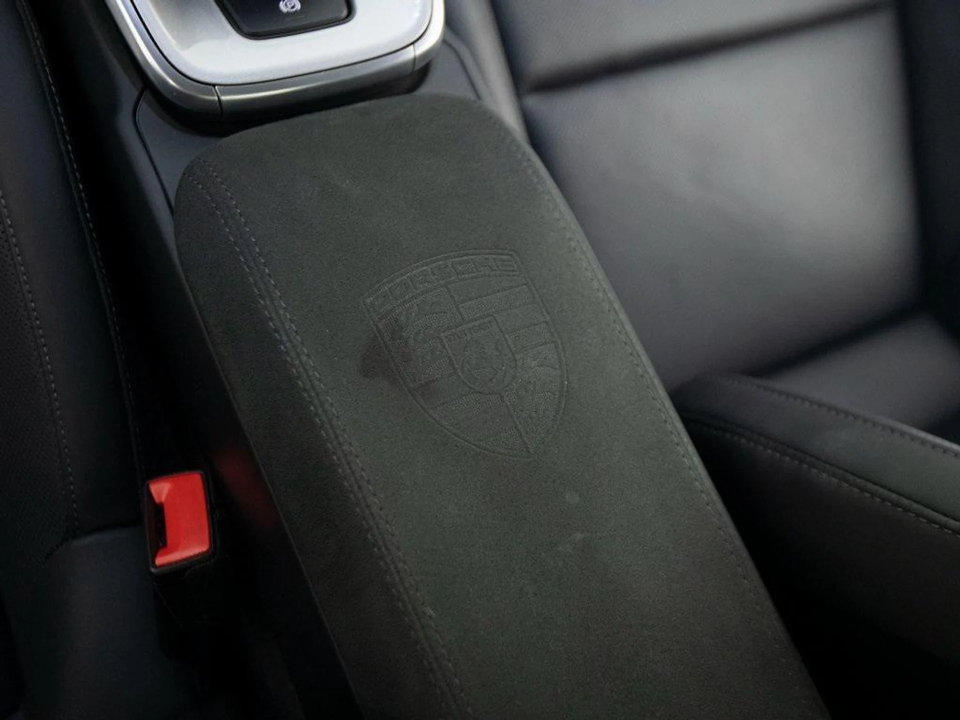 mph029_100125992_YHR_Cma_D_Obbl_Z10_R_Rqui2_Sl_p_TA_4bd3d1ee4d