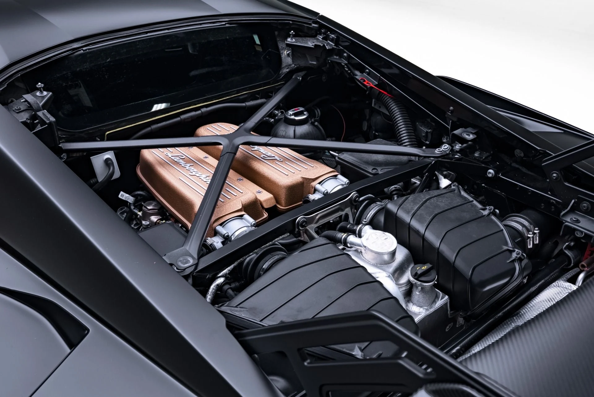 mph029_1001290125_Used_2022_Lamborghini_Huracan_STO_1771969691_d1e3016d21