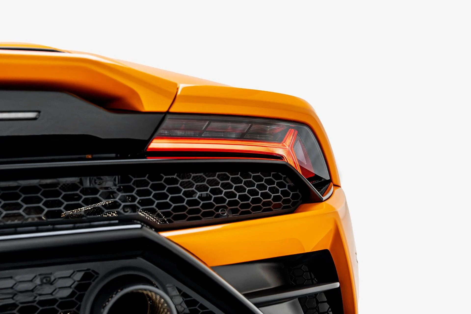 mph029_1010337274_Used_2023_Lamborghini_Huracan_EVO_RWD_1783715395_702de32675