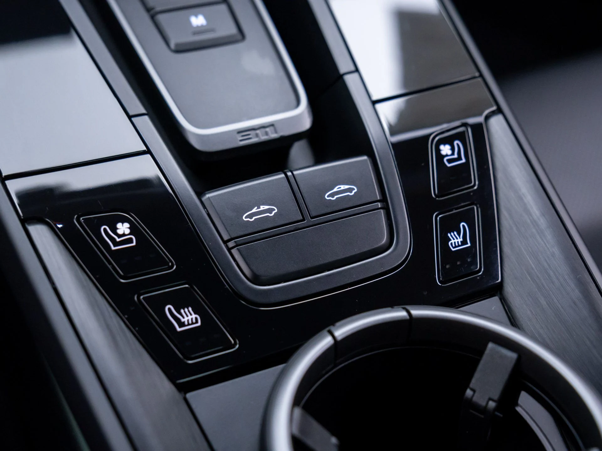 mph029_1024151768_d0b9222b55dc78bb3df187817ffdd7d5x_eff94fb354