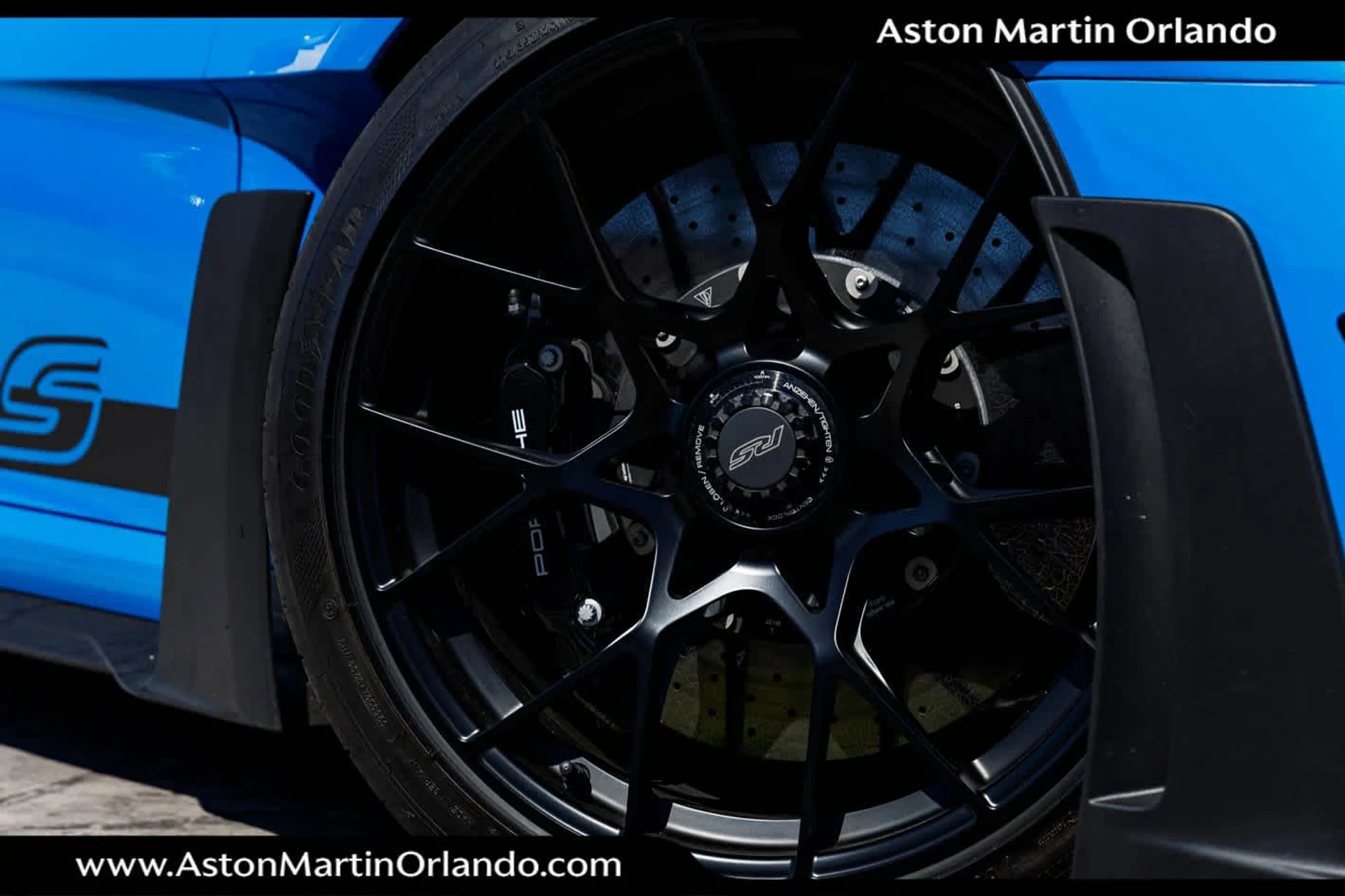 mph029_1030875284_30_5089f1dc07