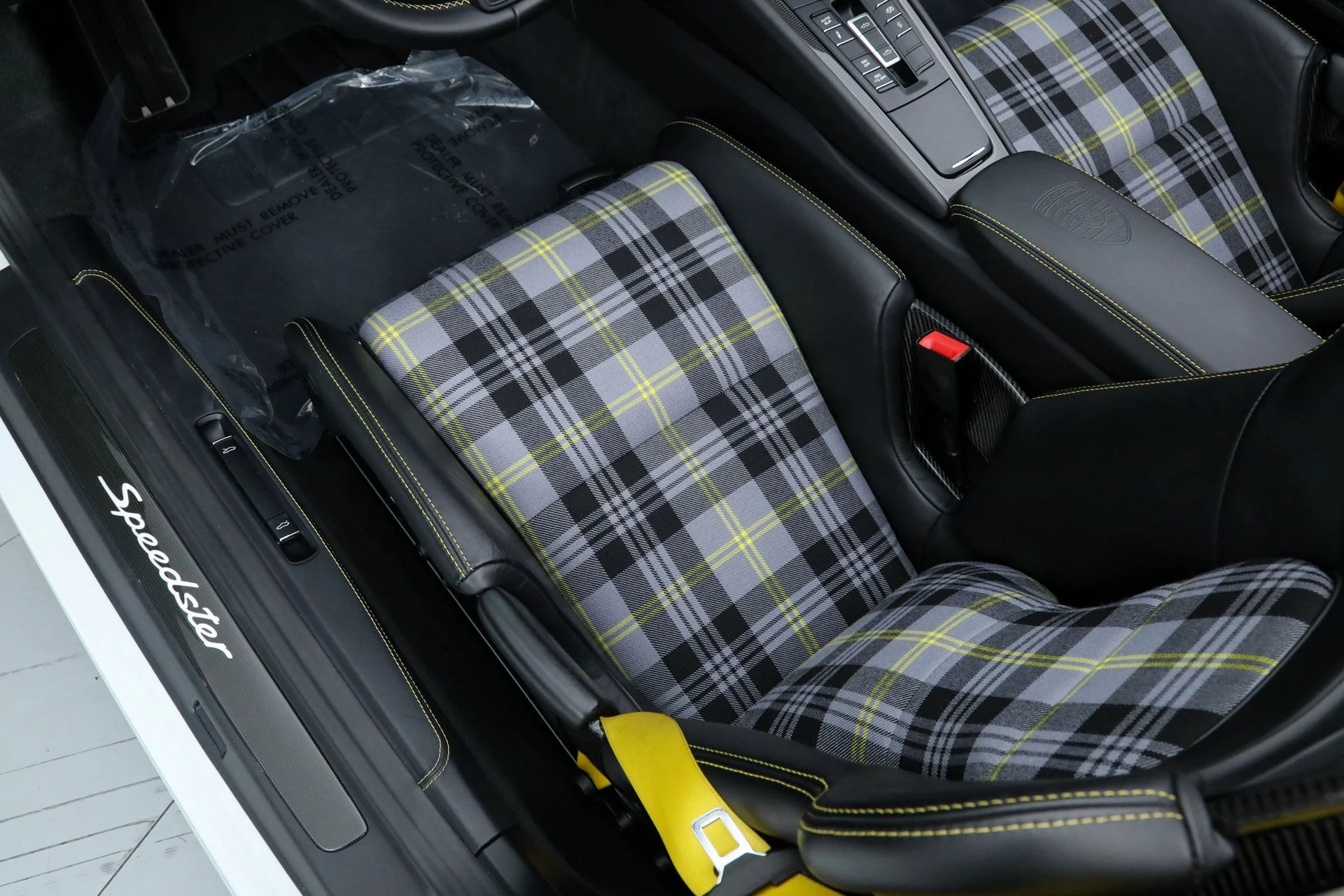 mph029_1032612640_b7f334211791185d5f32d55e28f92405_f4b2d48c6c